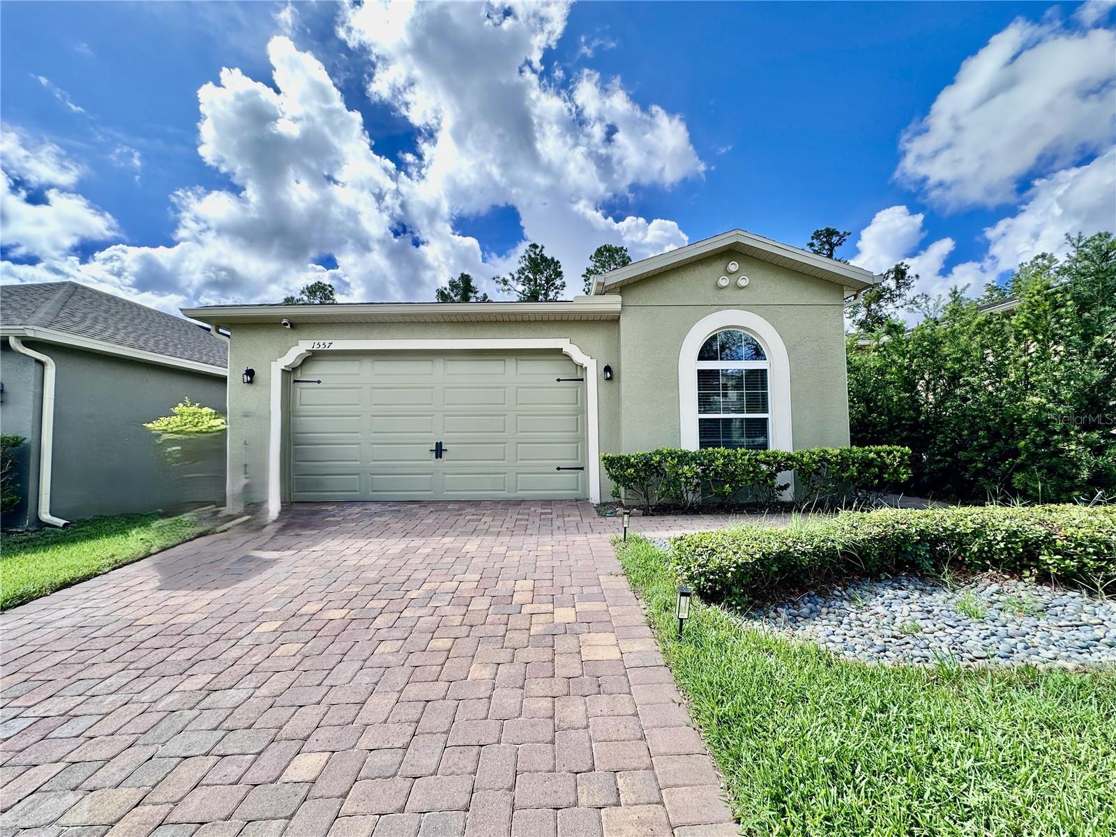 1557 Amber Leaf Cir Property Photo 1