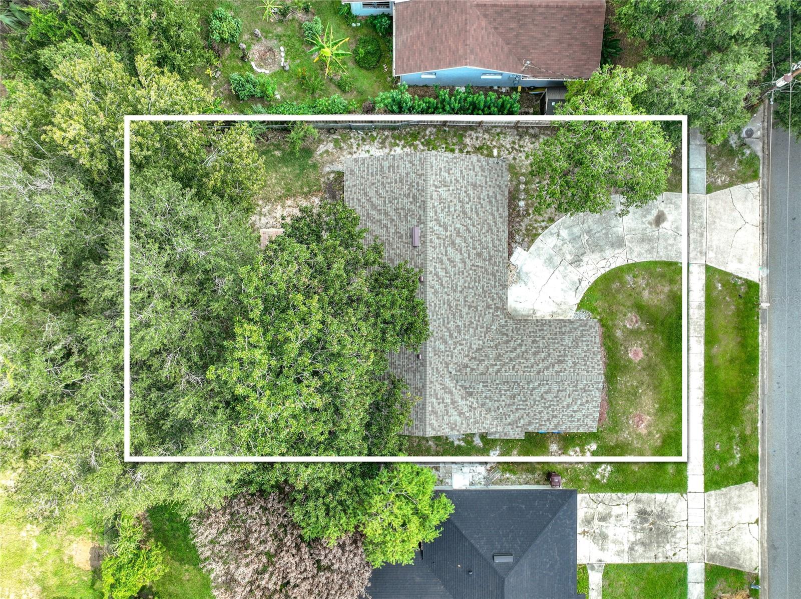 5610 Shasta Dr Property Photo 1