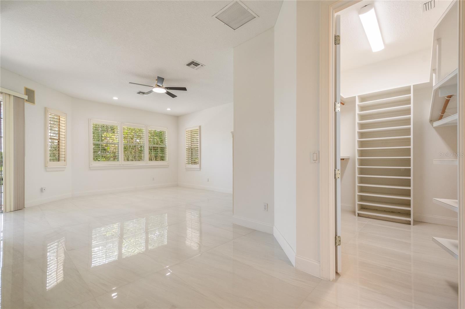 672 Stonefield Loop Property Photo 27