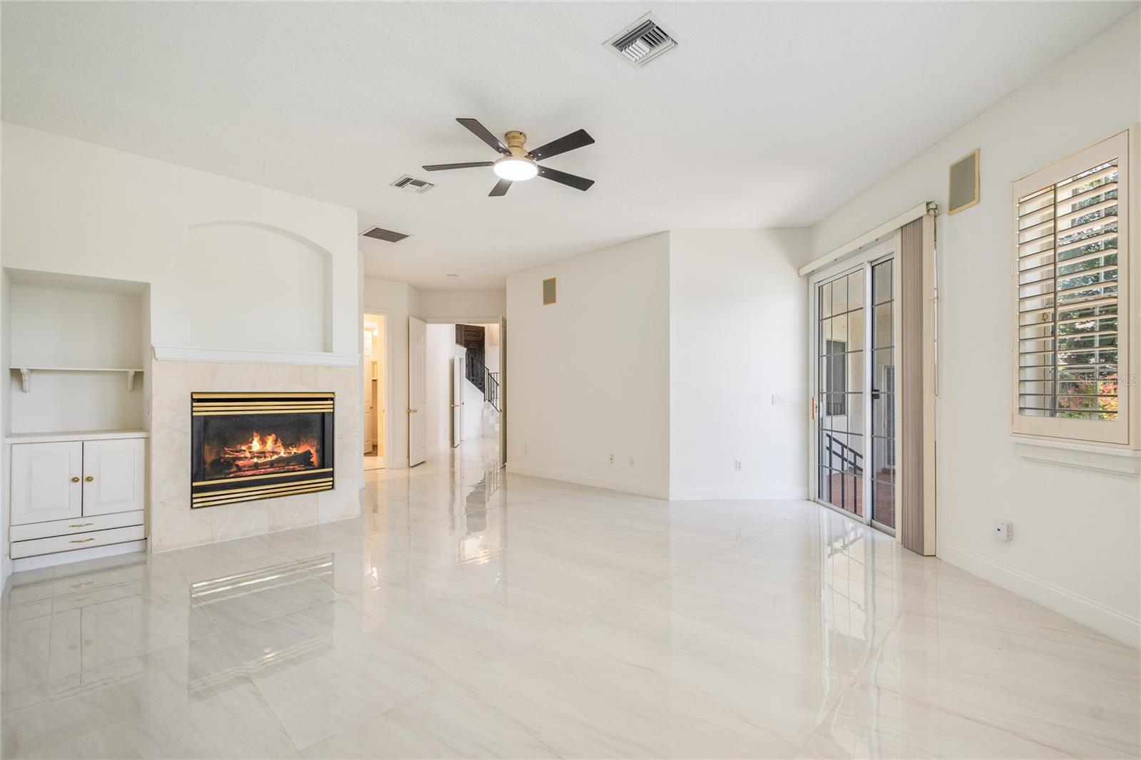 672 Stonefield Loop Property Photo 30