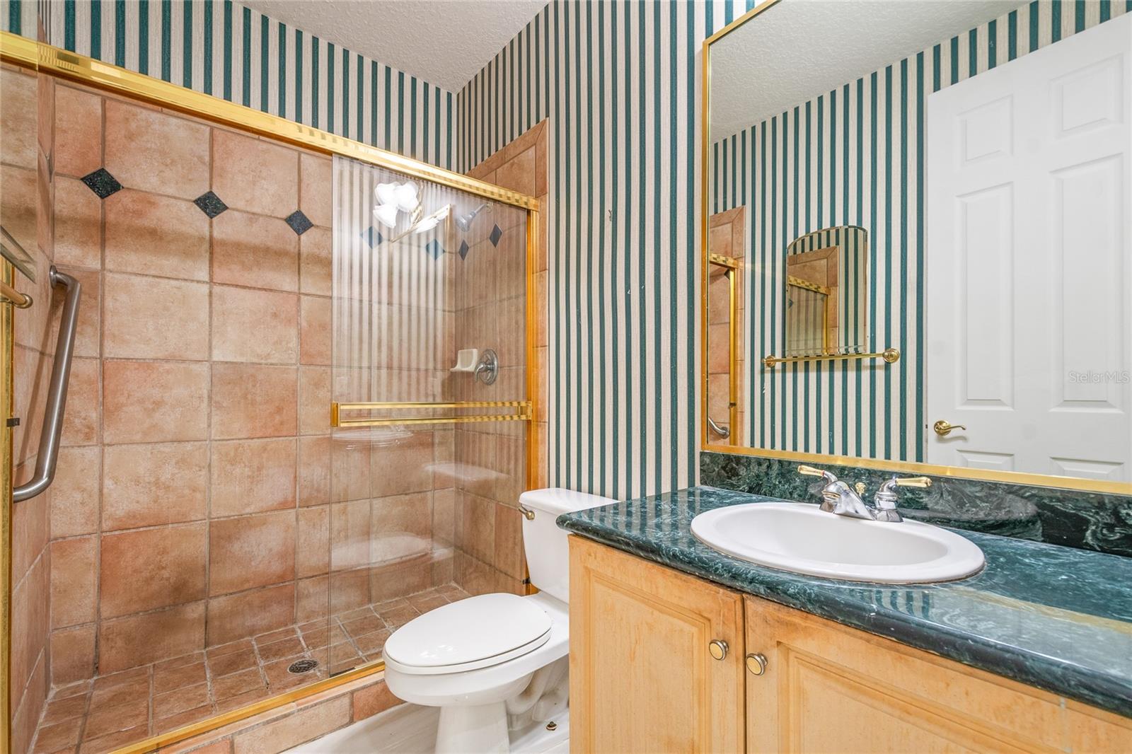 672 Stonefield Loop Property Photo 79