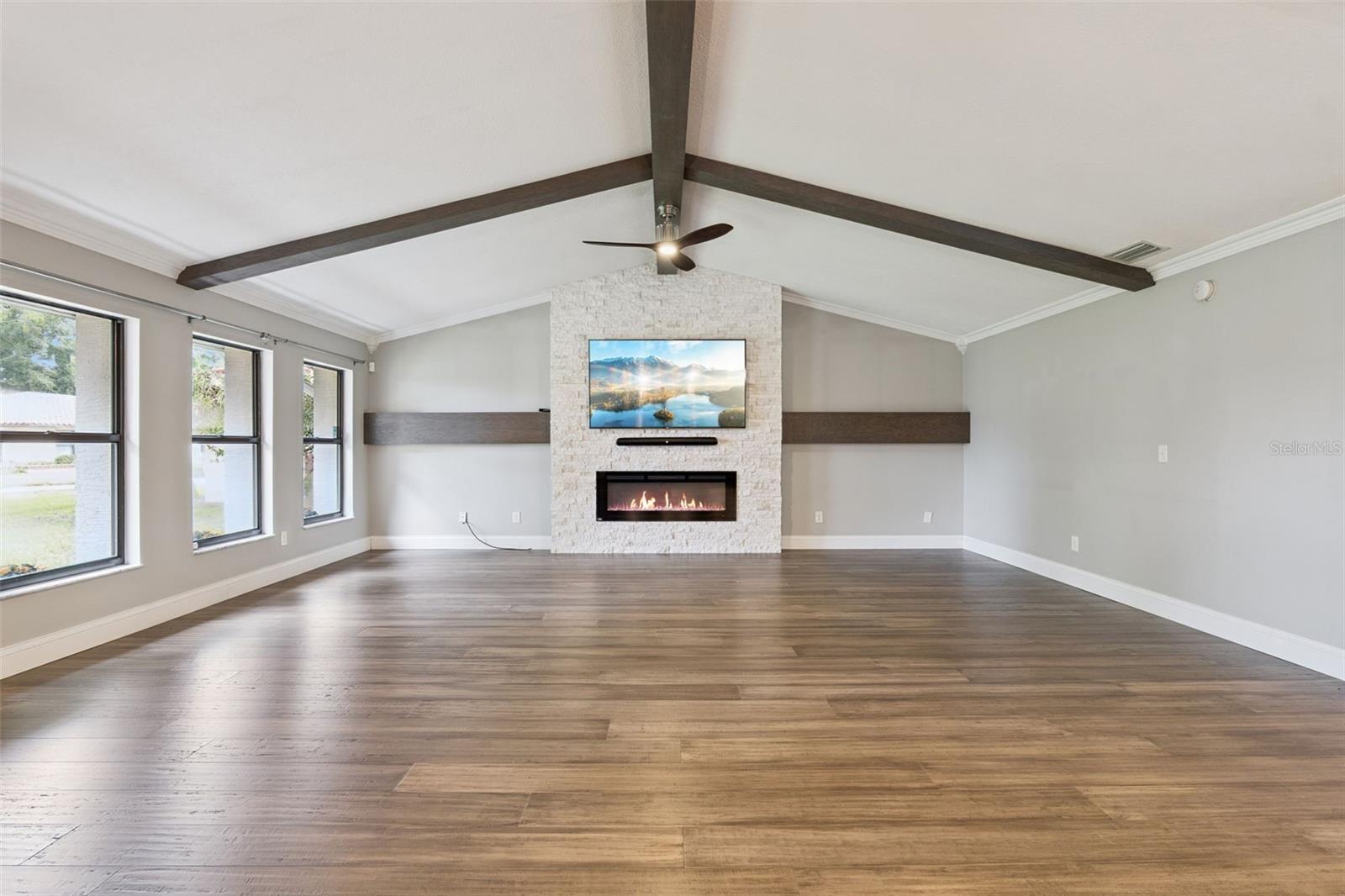 8268 Burgos Ct Property Photo 18