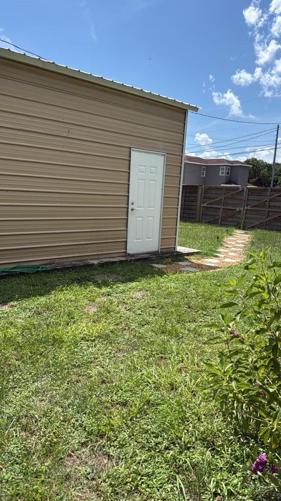 O6438436 Property Photo 1