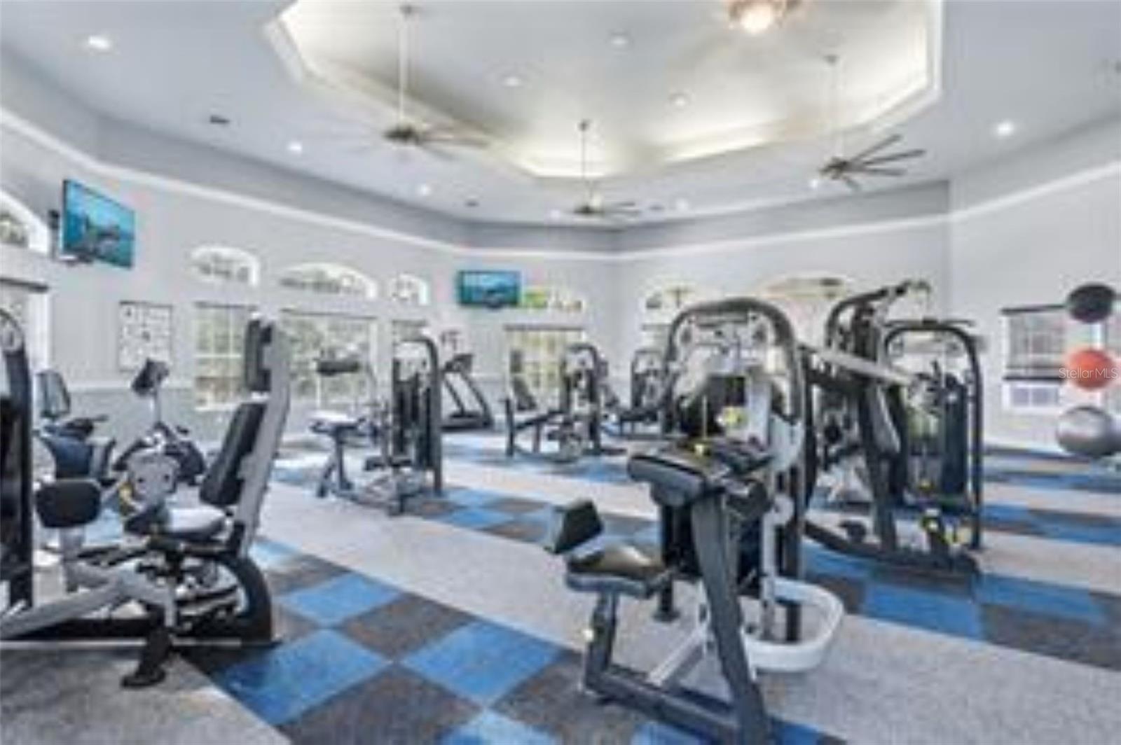 14013 Fairway Island Dr #427 Property Photo 10