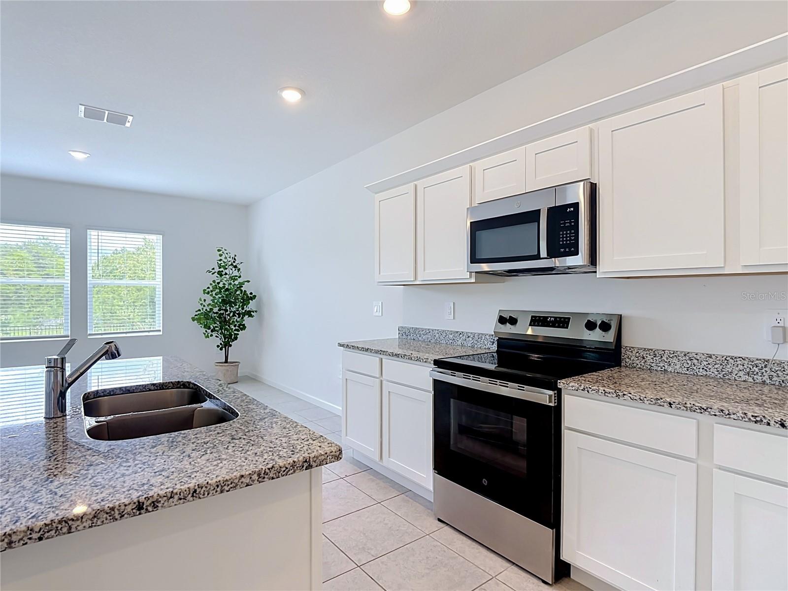 2542 Grey Hawk Dr Property Photo 11