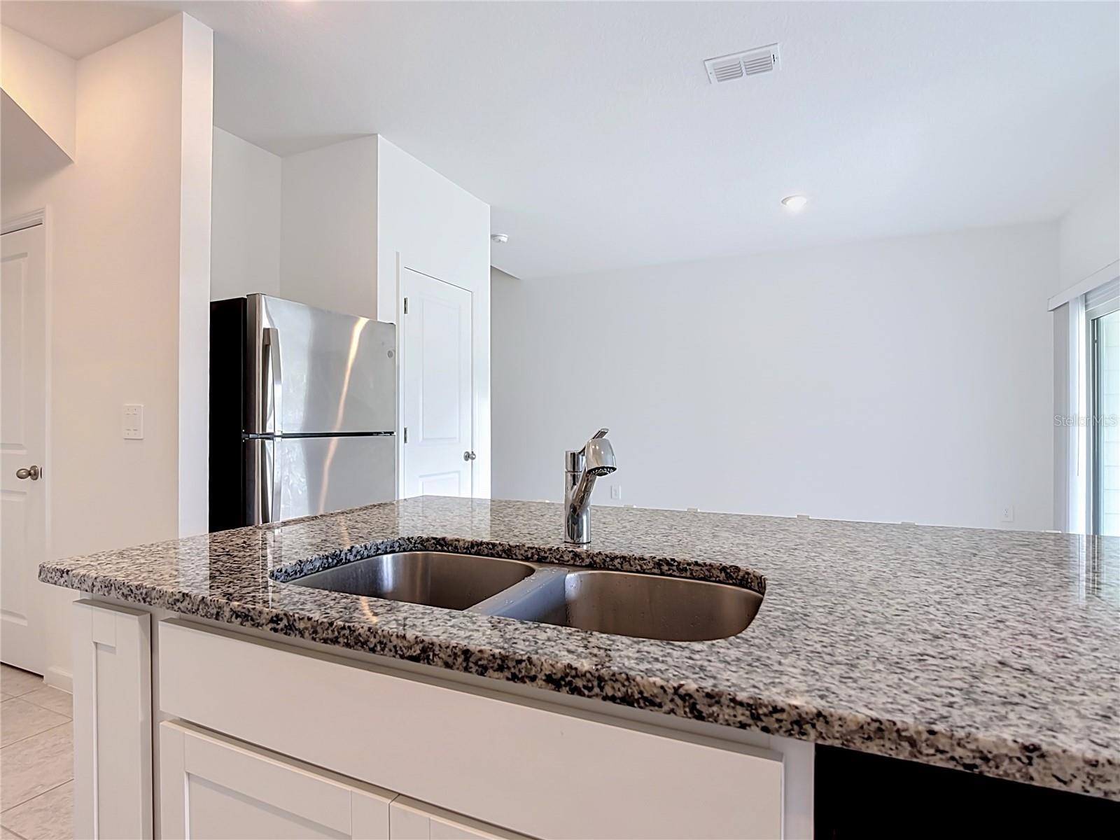 2542 Grey Hawk Dr Property Photo 13