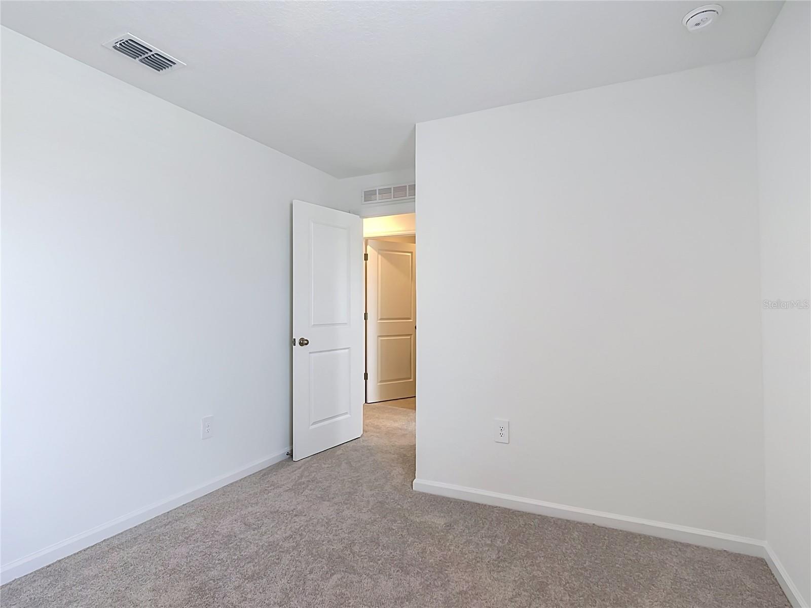 2542 Grey Hawk Dr Property Photo 25