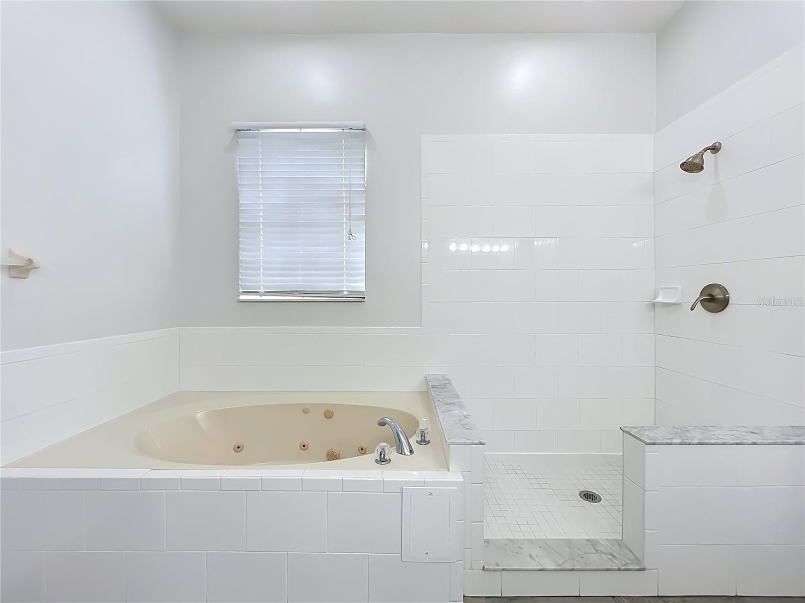 1242 Darnaby Way Property Photo 65