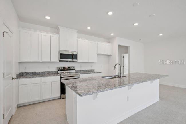 1630 Nuremburg Blvd Property Photo 6