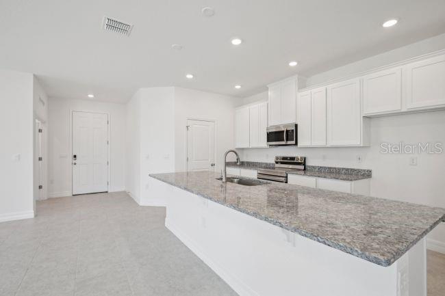 1630 Nuremburg Blvd Property Photo 8
