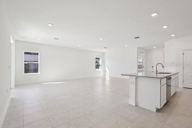 1630 Nuremburg Blvd Property Photo 14