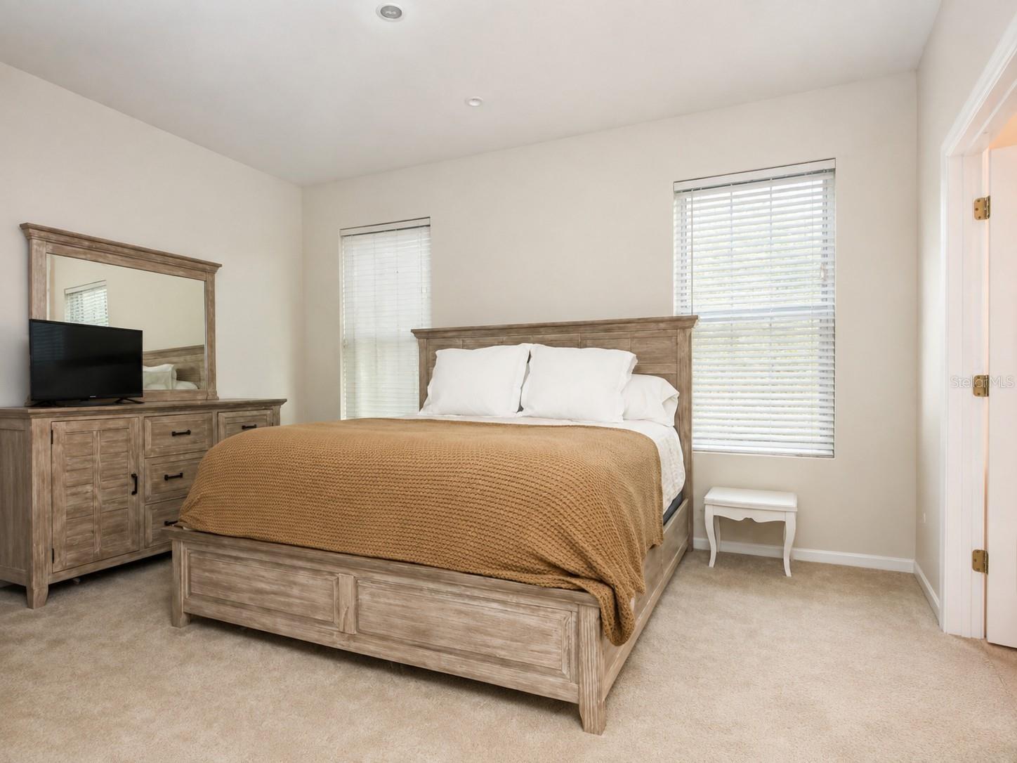 10205 Cypress Vine Dr Property Photo 7