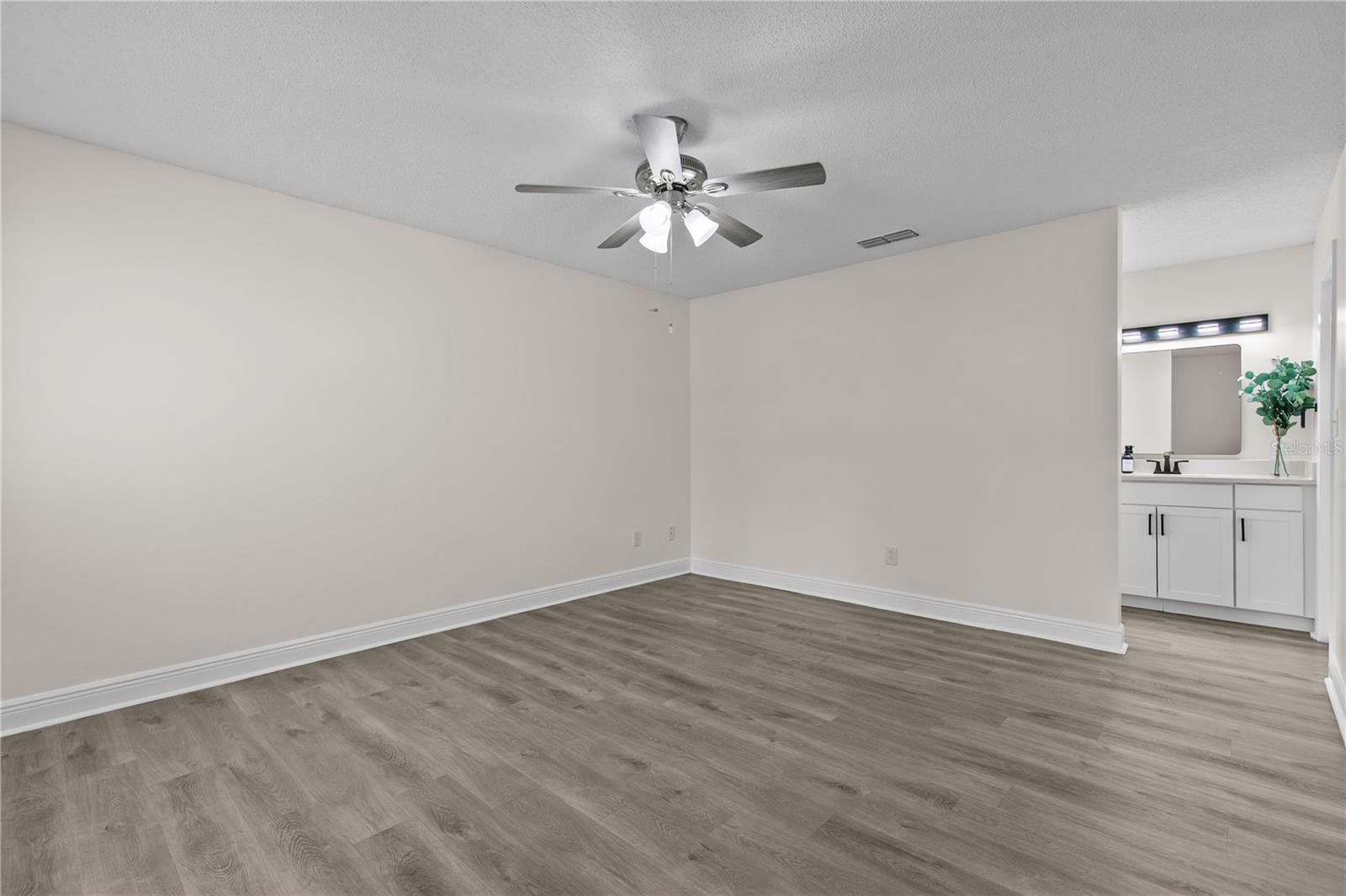 1785 Summit Chase Ave Property Photo 23