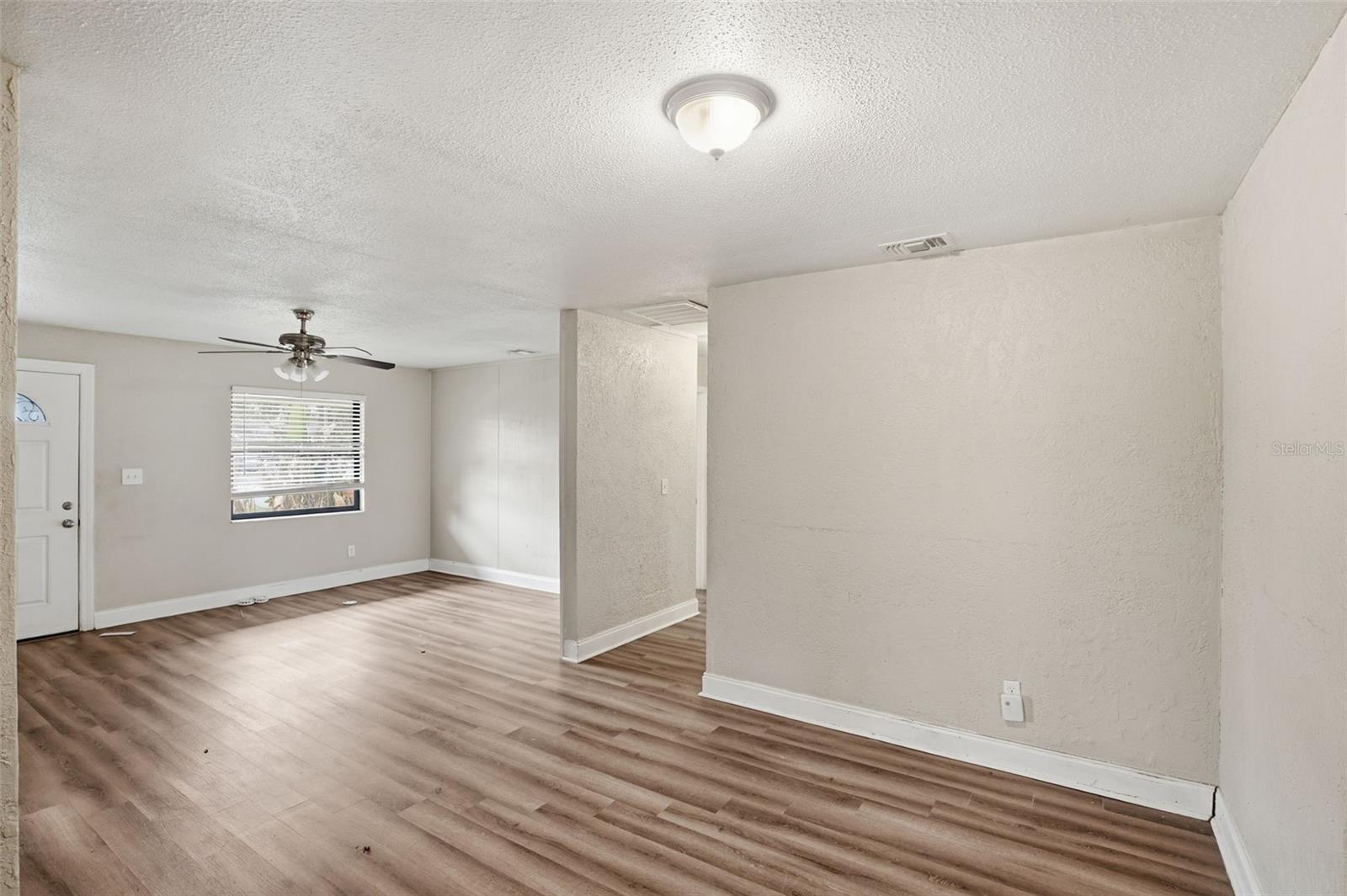 2131 Messina Ave Property Photo 7