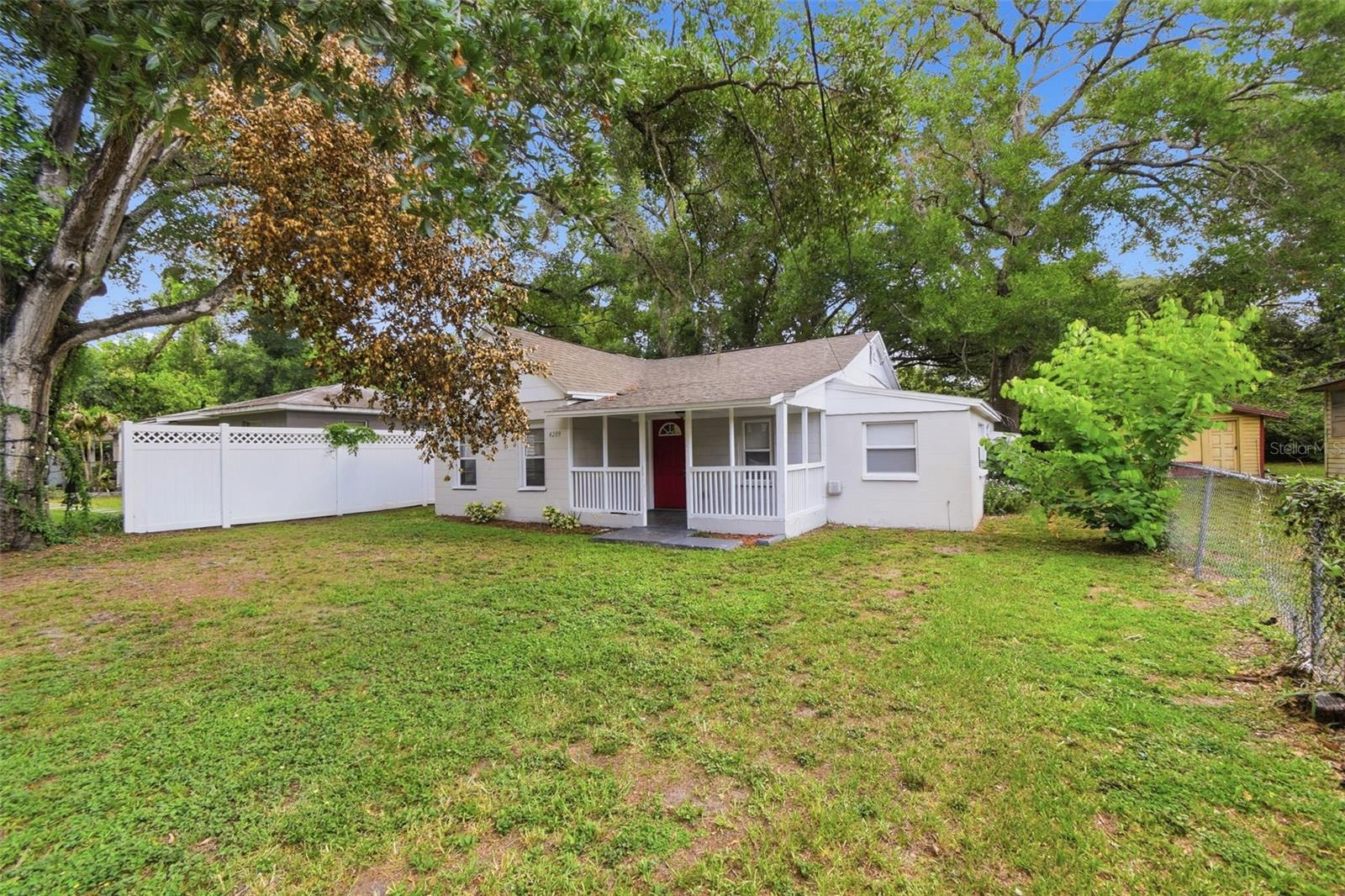 4209 N Downing Ave Property Photo 3