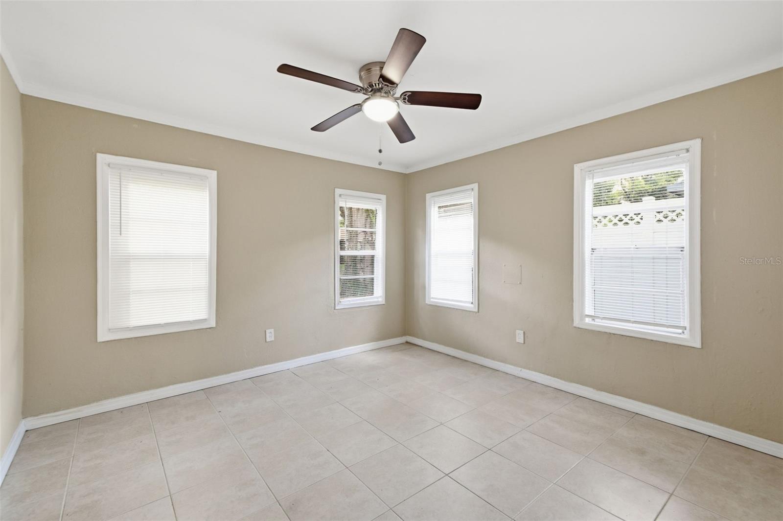 4209 N Downing Ave Property Photo 11