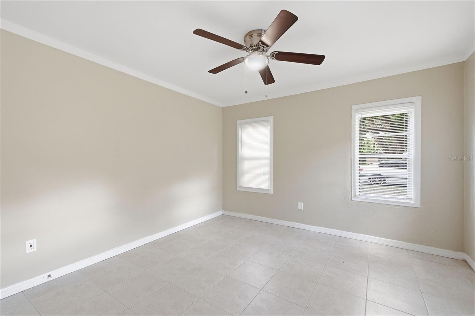 4209 N Downing Ave Property Photo 22