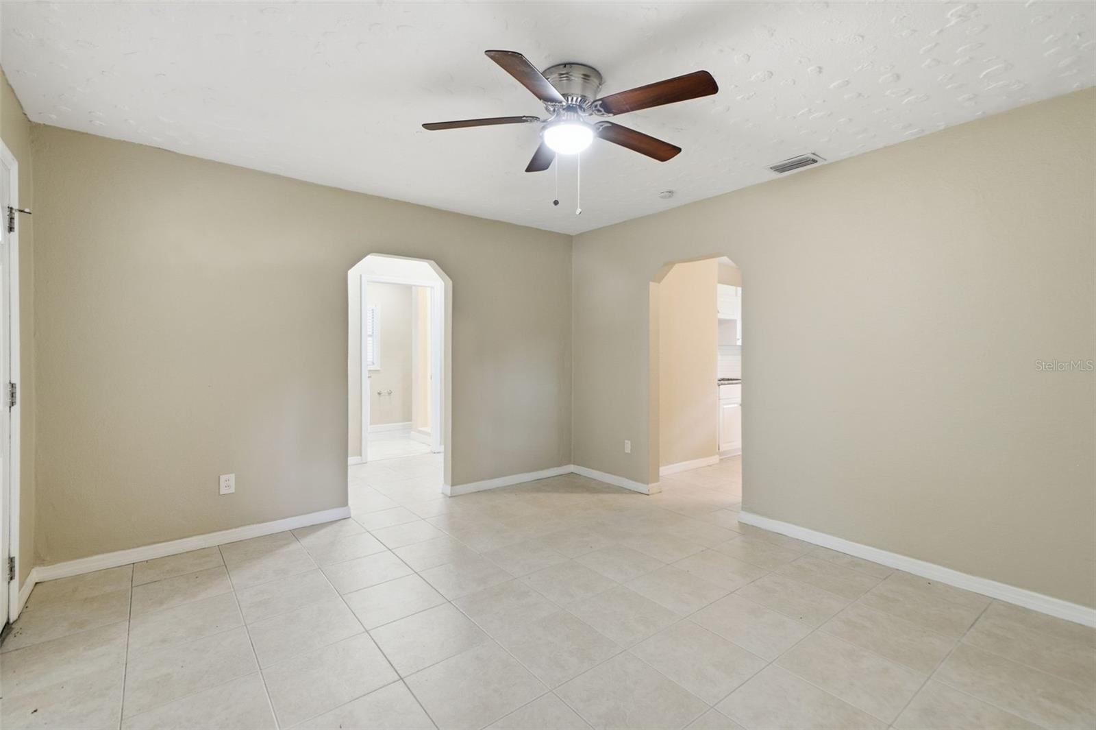 4209 N Downing Ave Property Photo 27