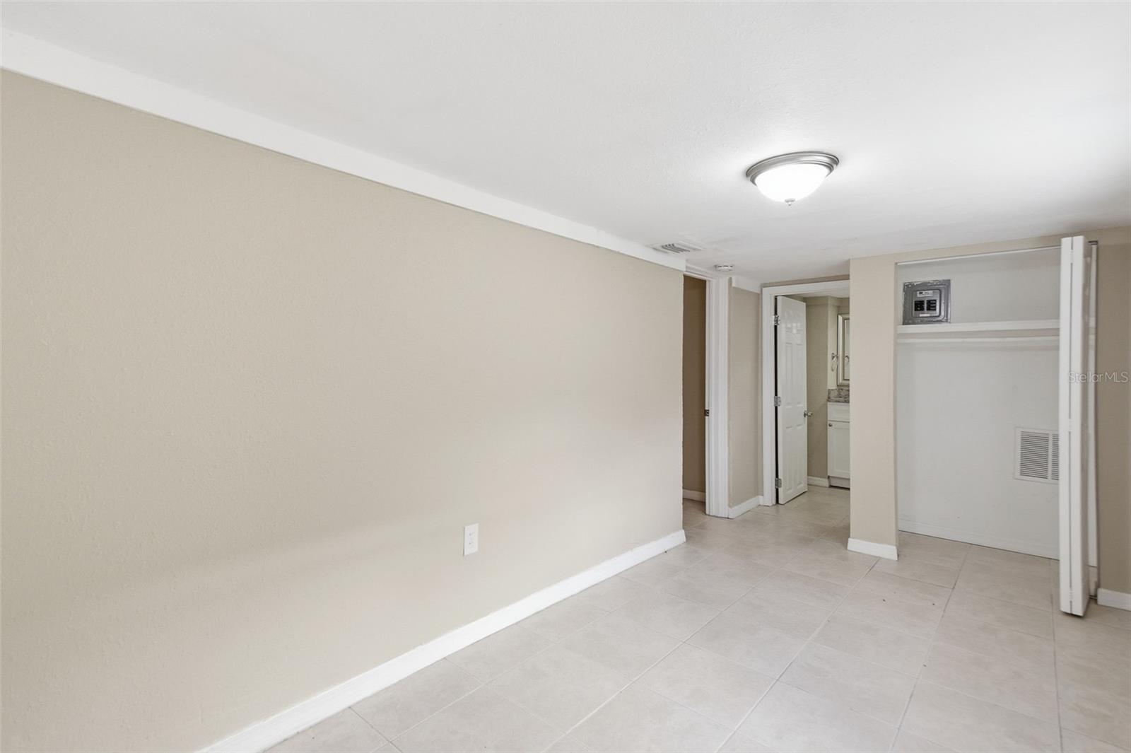 4209 N Downing Ave Property Photo 36