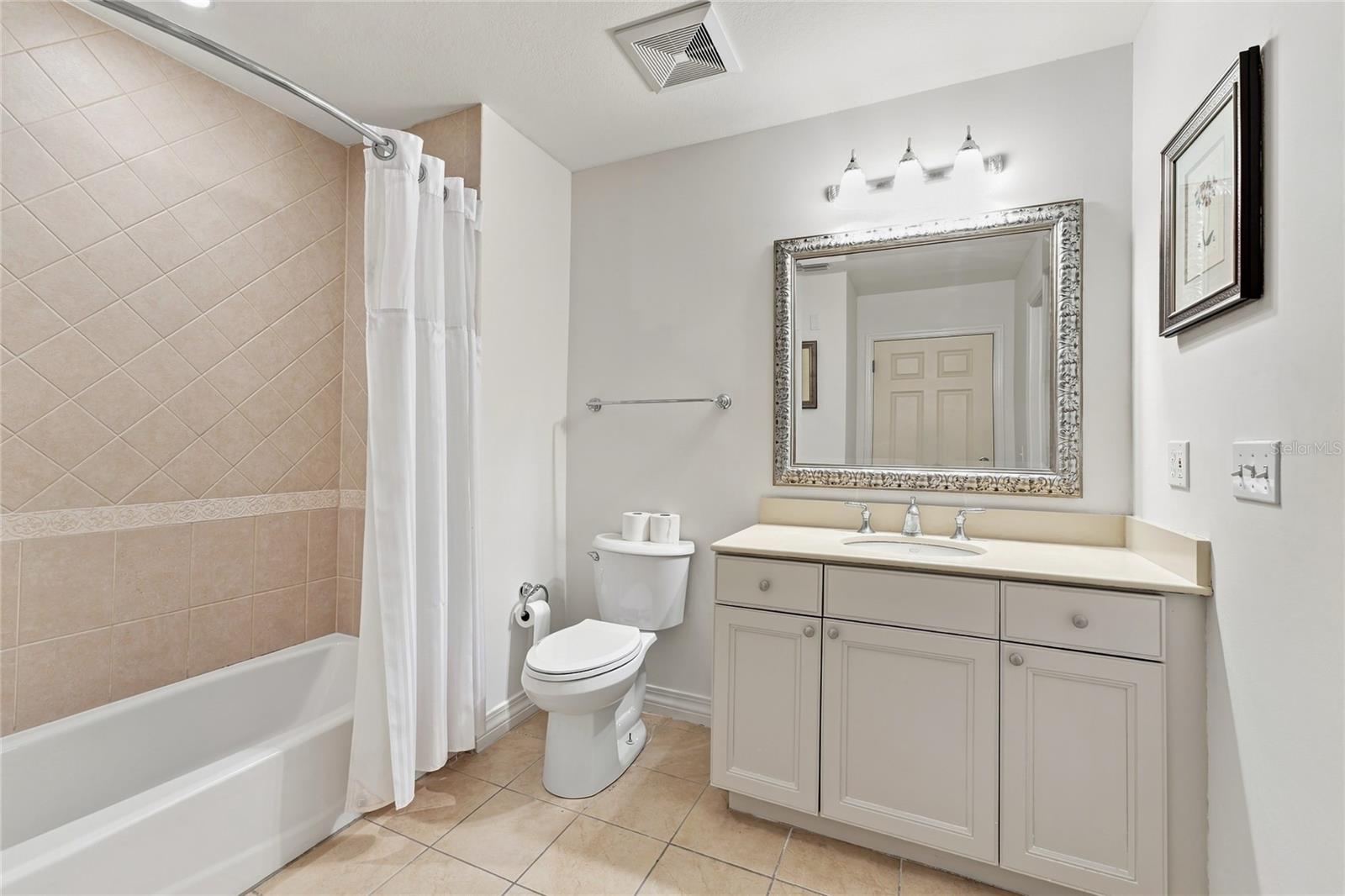 7600 Cabana Ct #304 Property Photo 24
