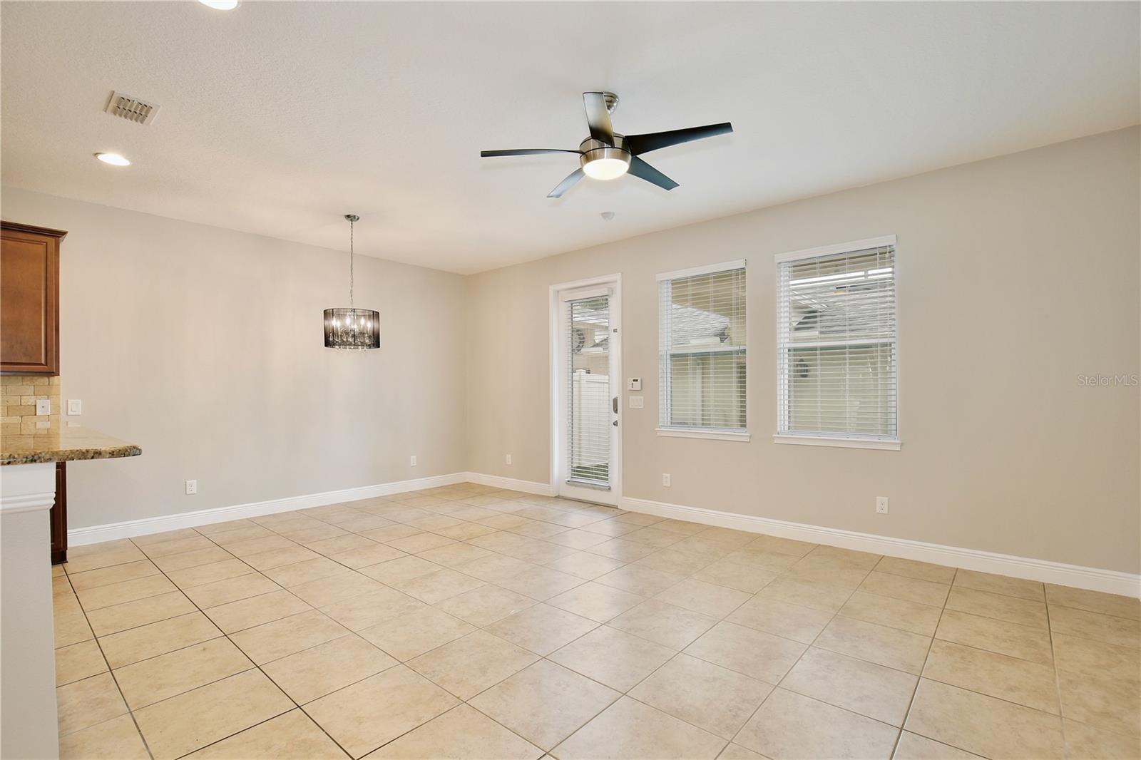 5332 Factors Walk Dr Property Photo 8
