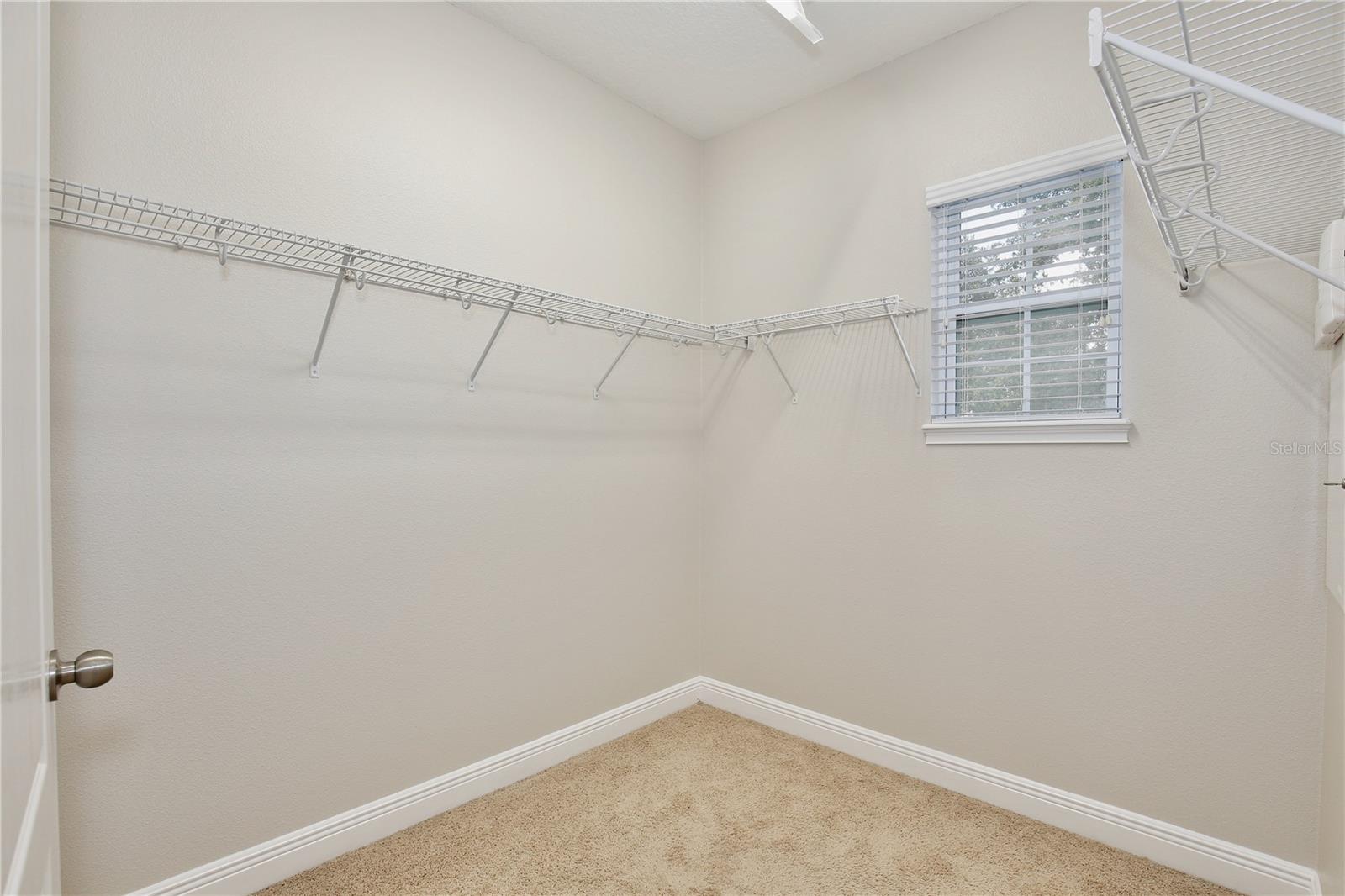 5332 Factors Walk Dr Property Photo 12