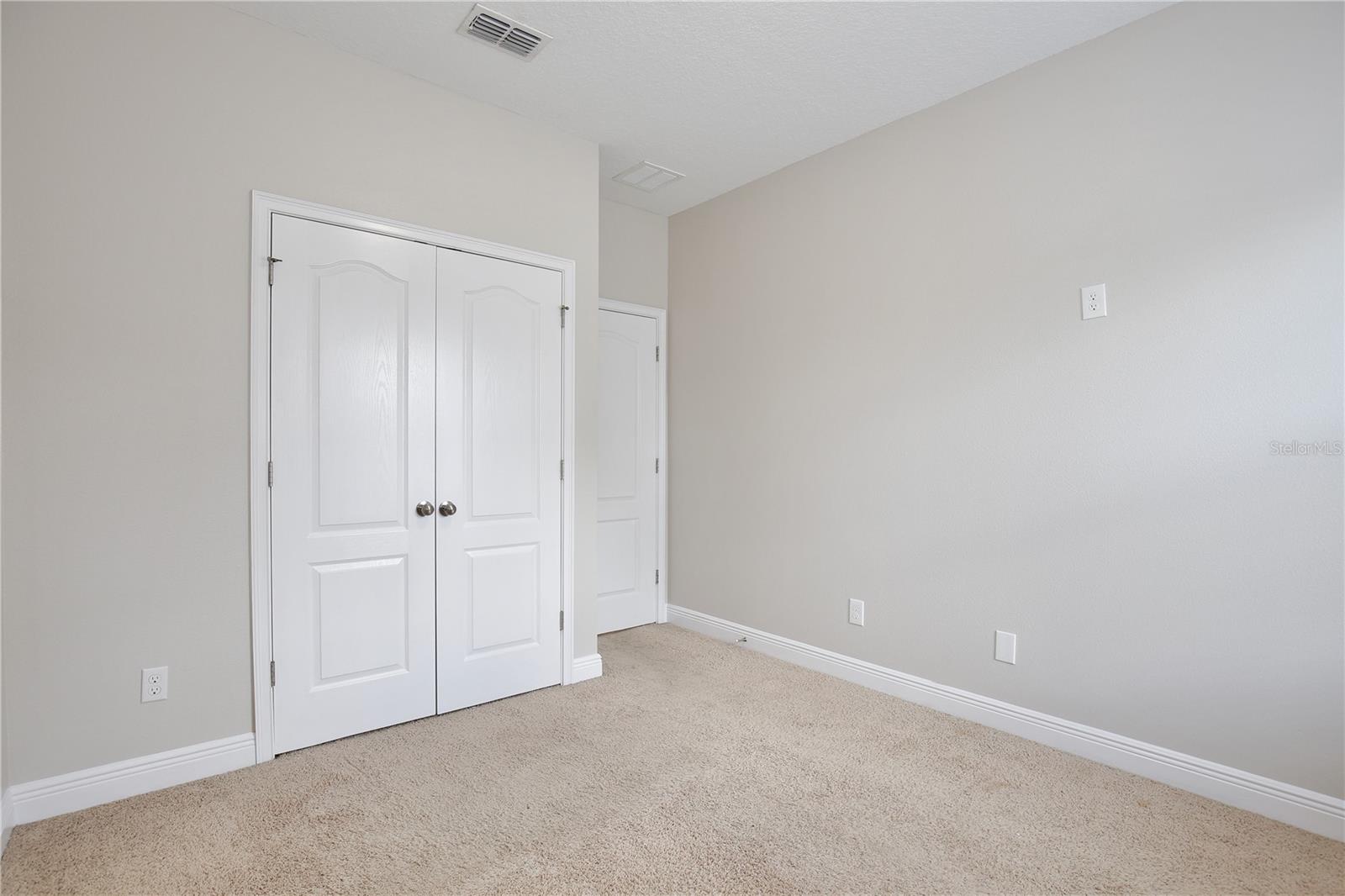 5332 Factors Walk Dr Property Photo 18