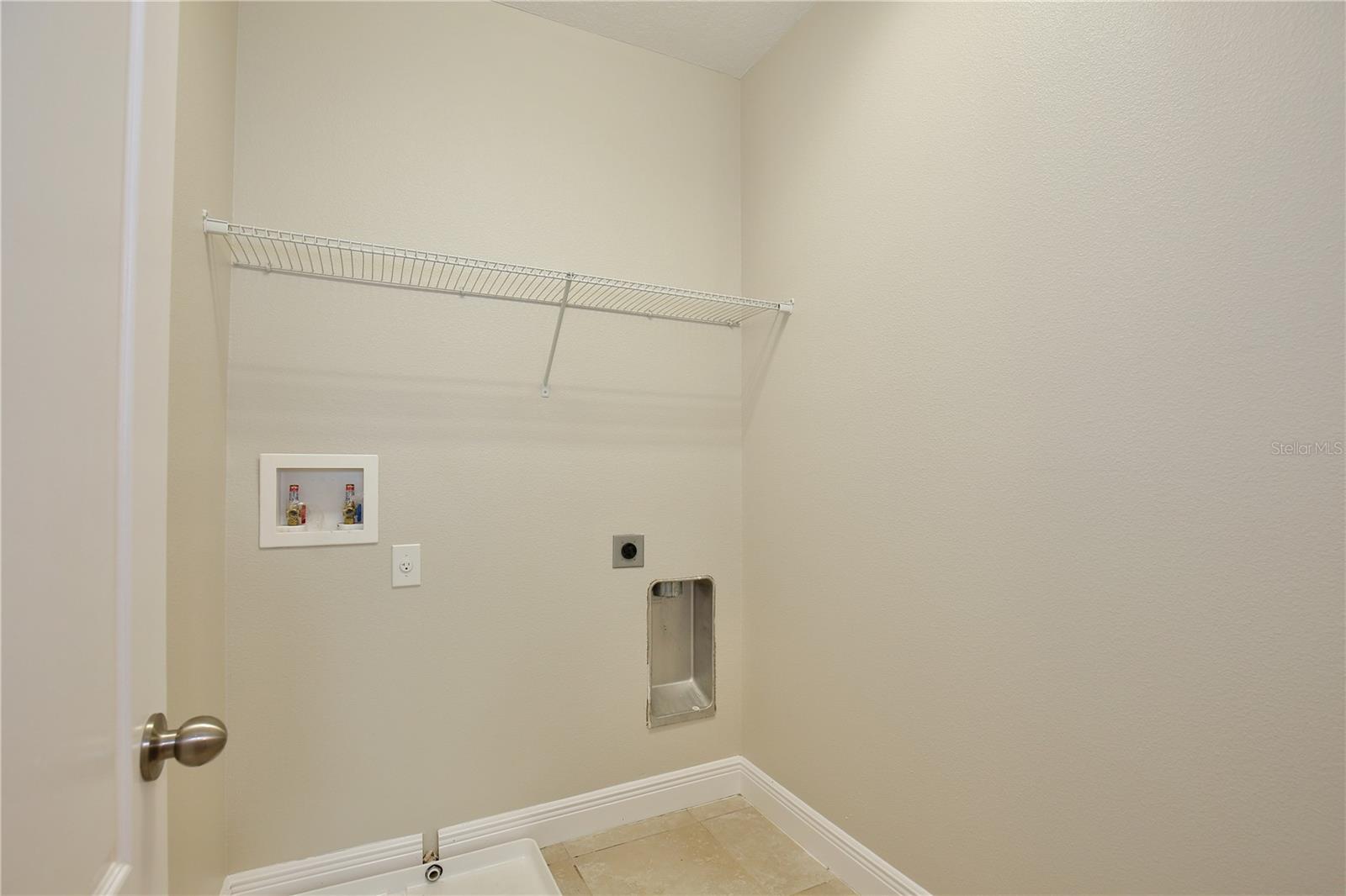 5332 Factors Walk Dr Property Photo 19