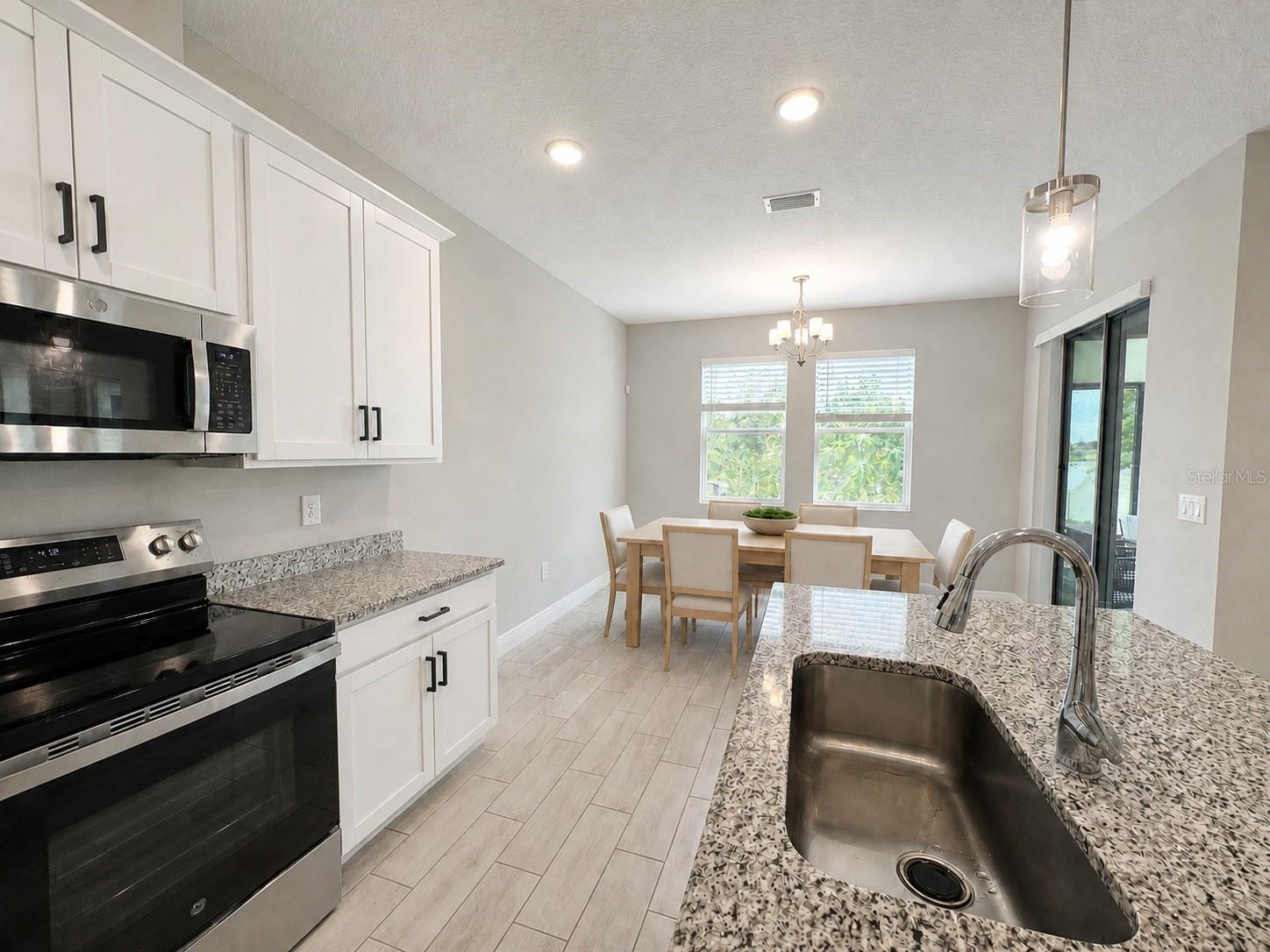 6644 Great Bear Dr Property Photo 8