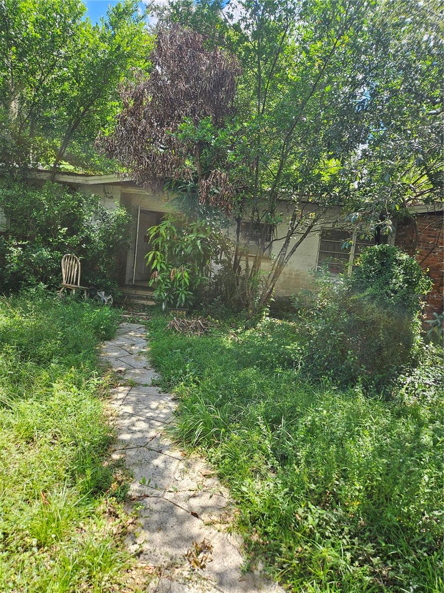 4855 BIG OAKS LN Property Photo 1