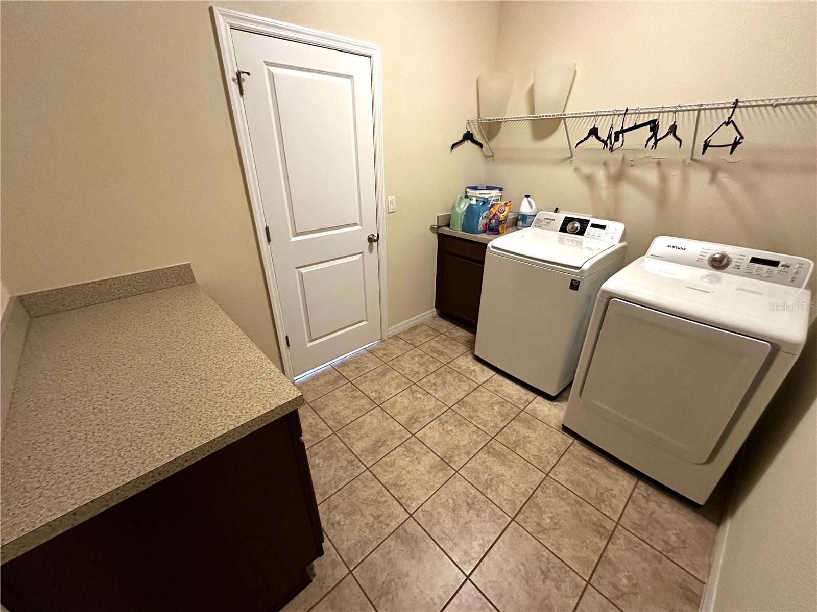 8636 Chilton Dr Property Photo 23
