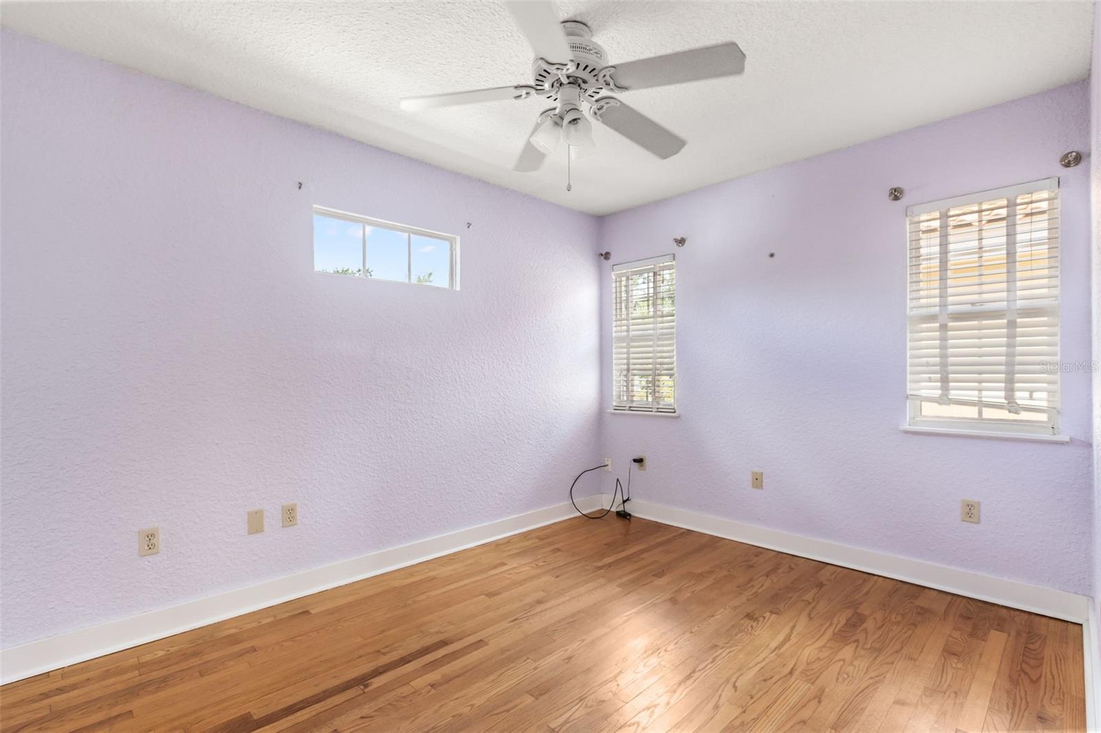 532 Broadway Ave Property Photo 50