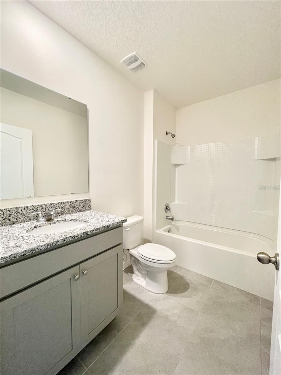 5610 Galloping Dr Property Photo 14