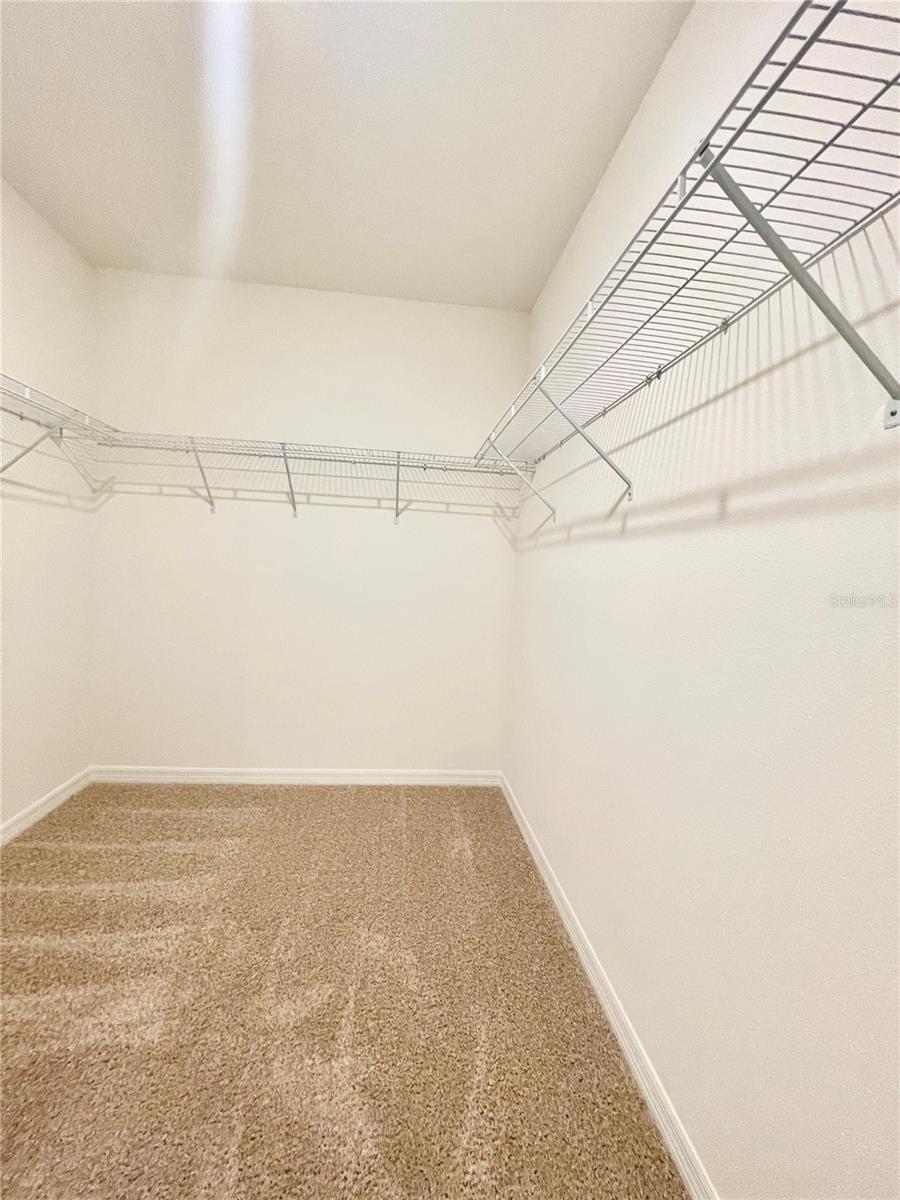 5610 Galloping Dr Property Photo 17