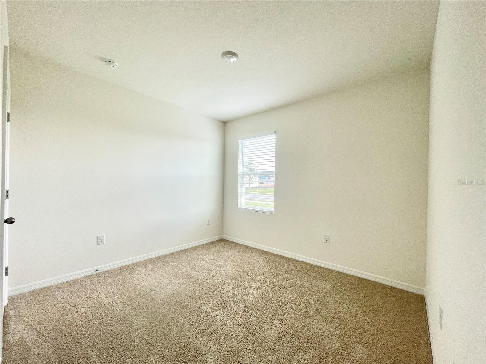 5610 Galloping Dr Property Photo 20