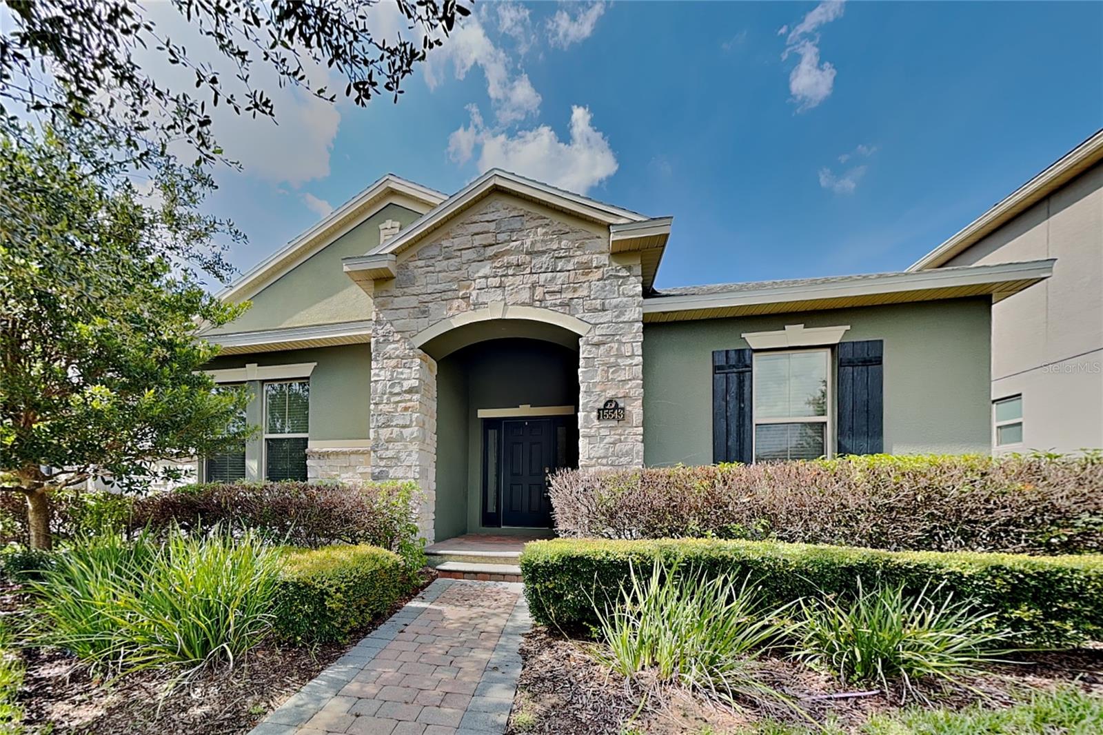 15543 Waterleigh Cove Dr Property Photo 1