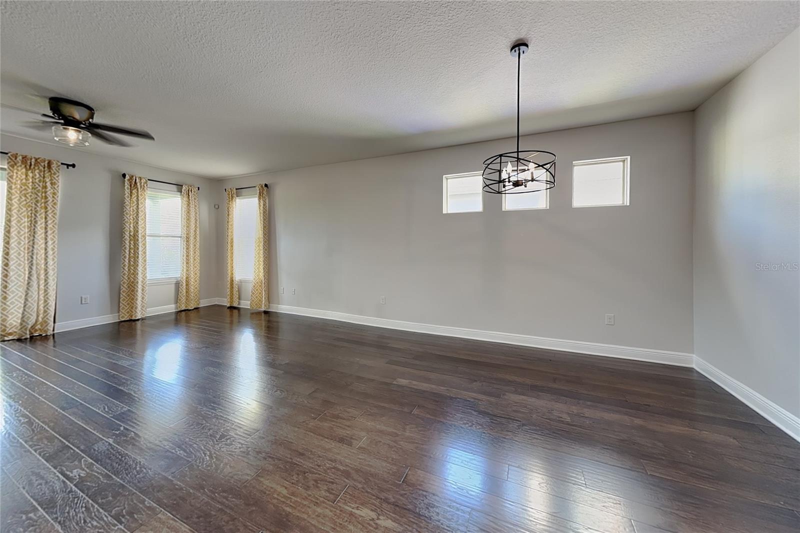 15543 Waterleigh Cove Dr Property Photo 6
