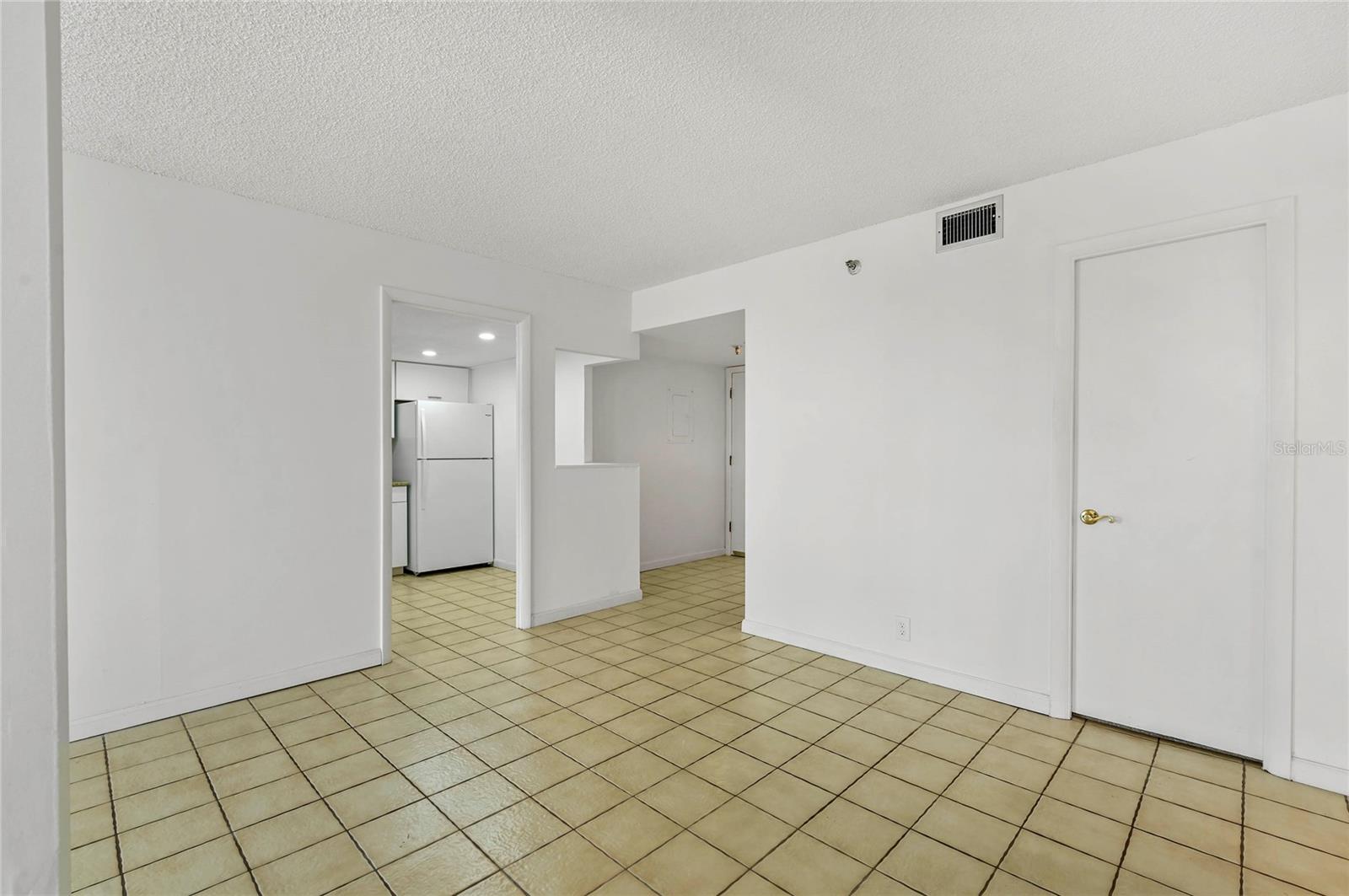 400 E Colonial Dr #508 Property Photo 8