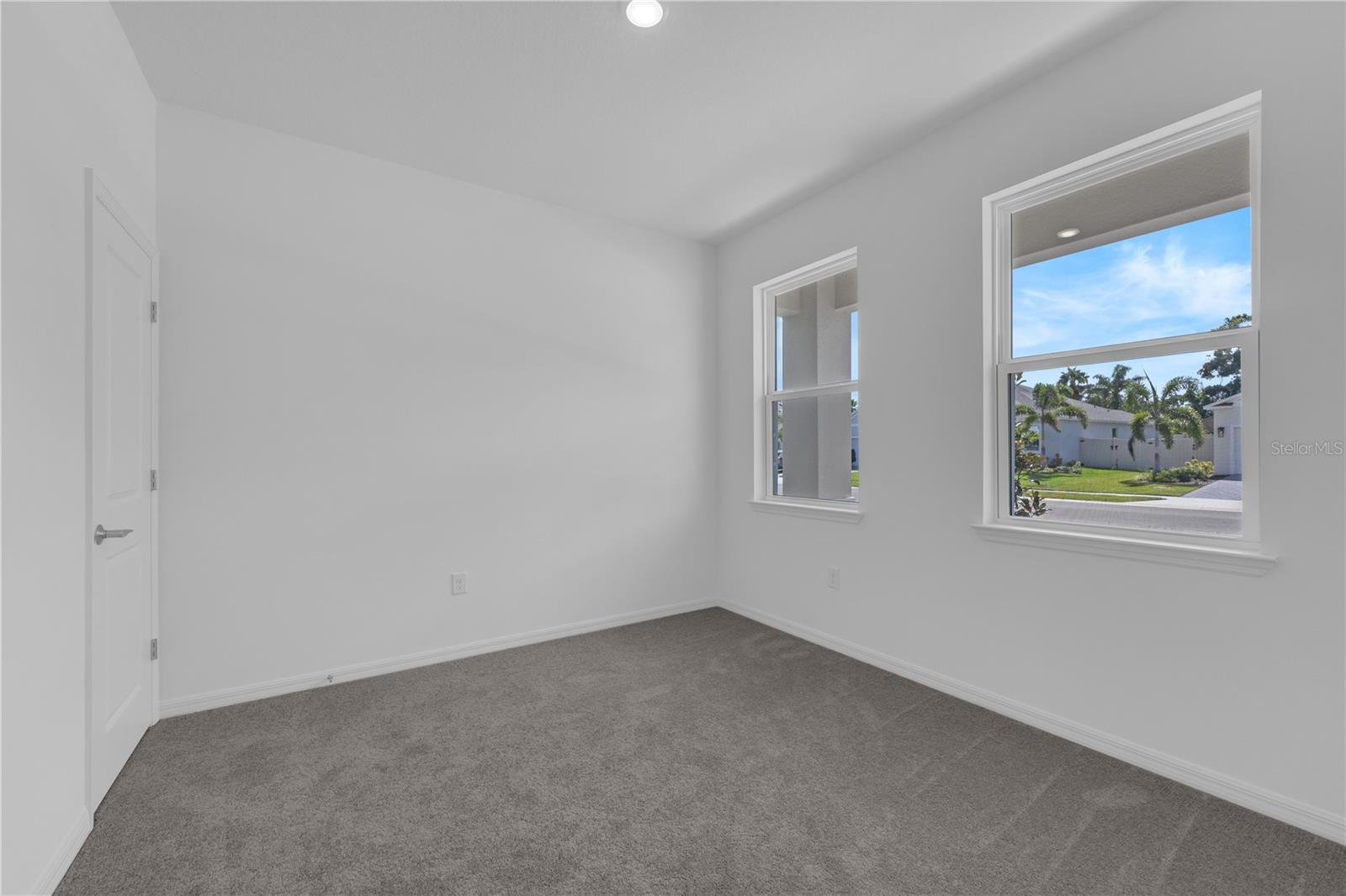 3936 Triple Crown Loop Property Photo 10