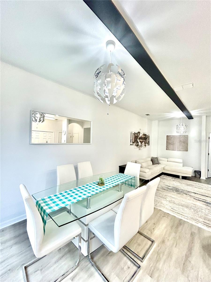 1134 S Beach Cir Property Photo 6