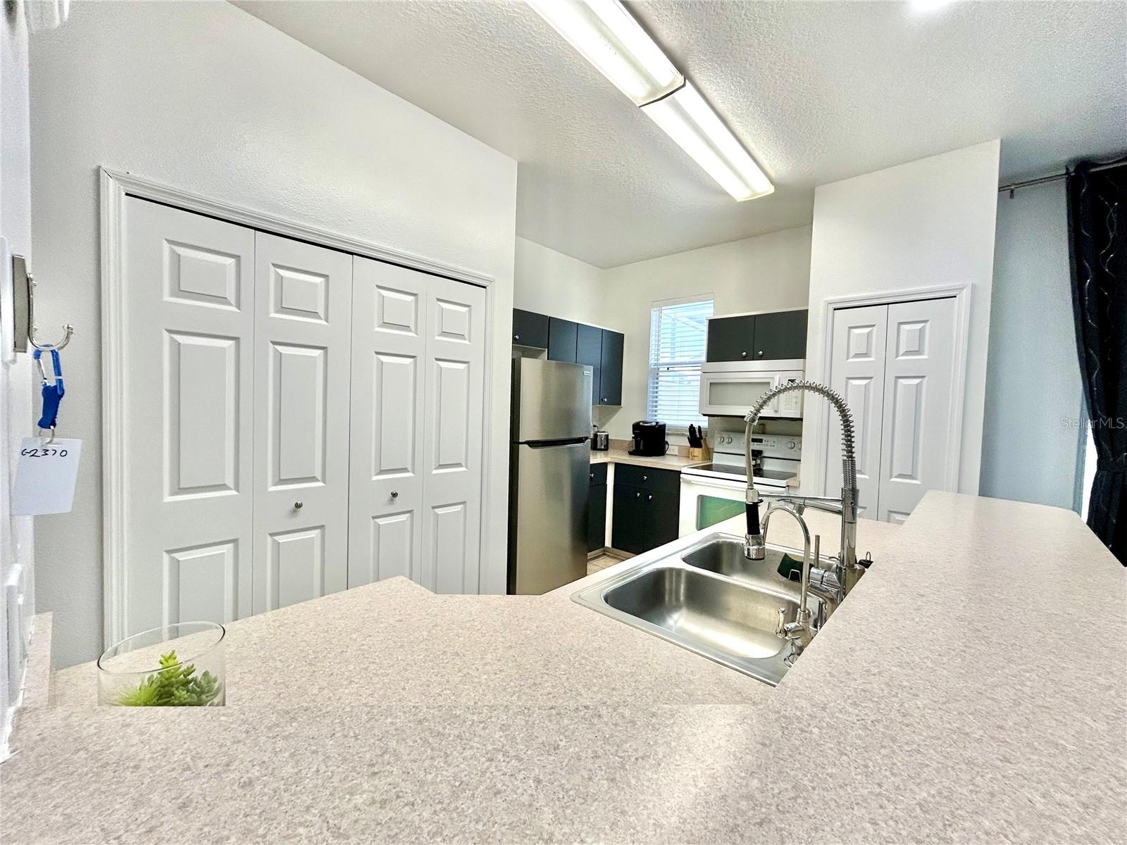 1134 S Beach Cir Property Photo 10