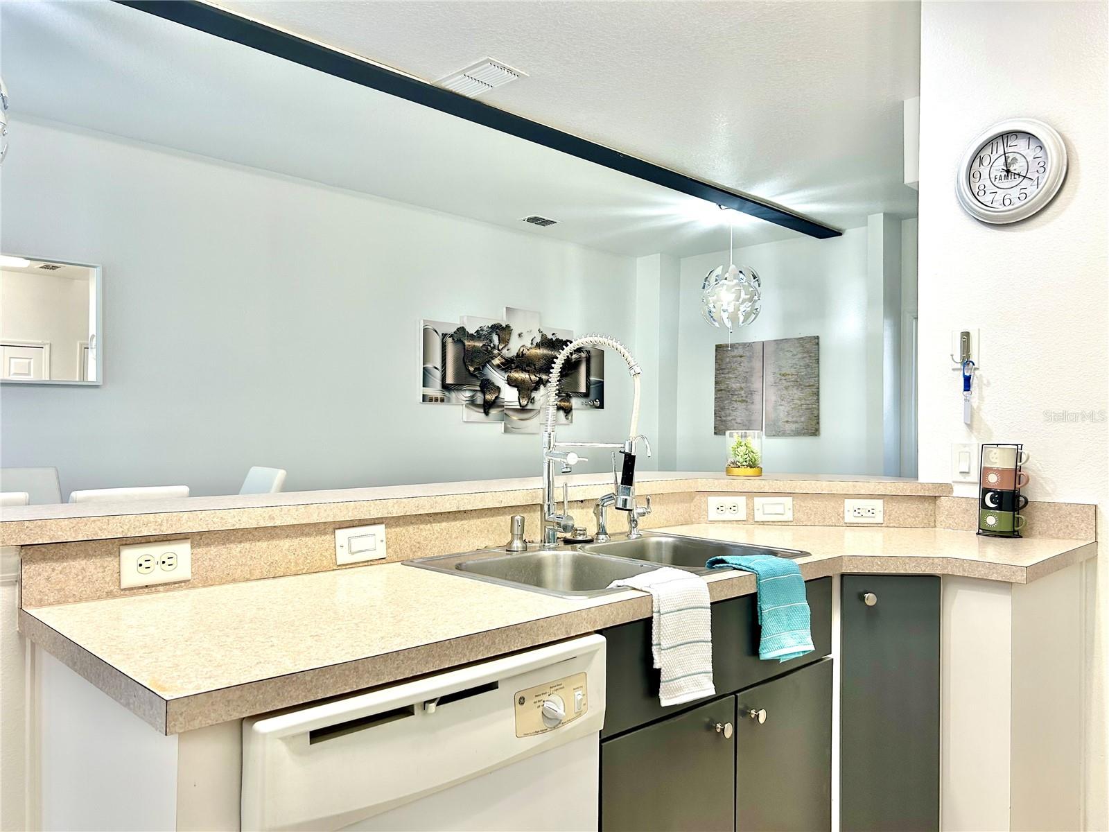 1134 S Beach Cir Property Photo 12