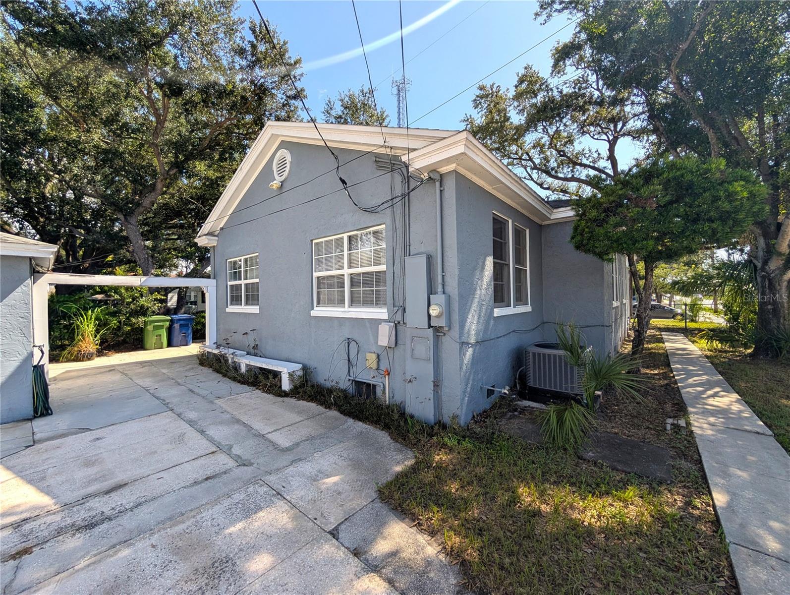 O6438607 Property Photo 15
