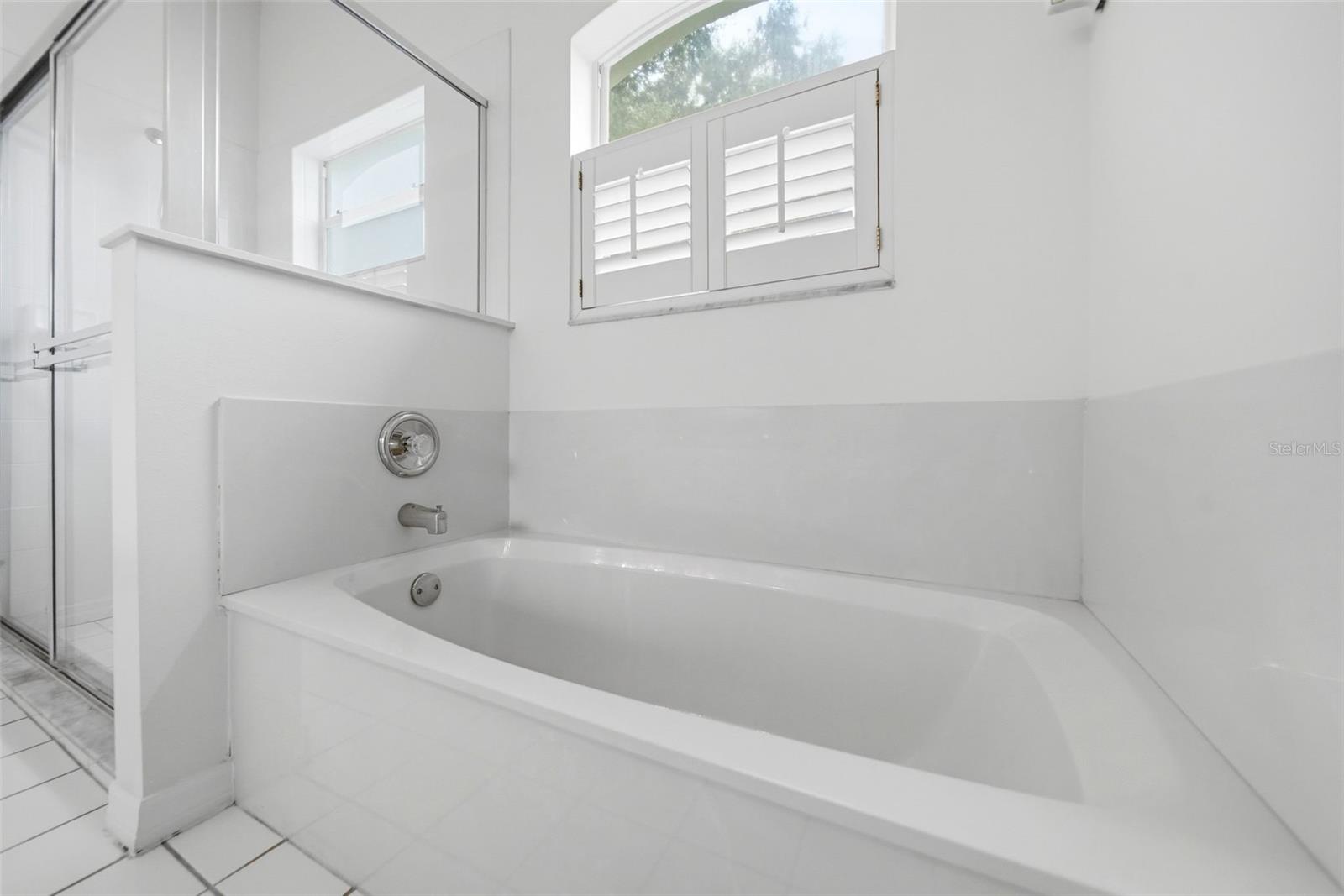 2113 Stonebridge Way Property Photo 18