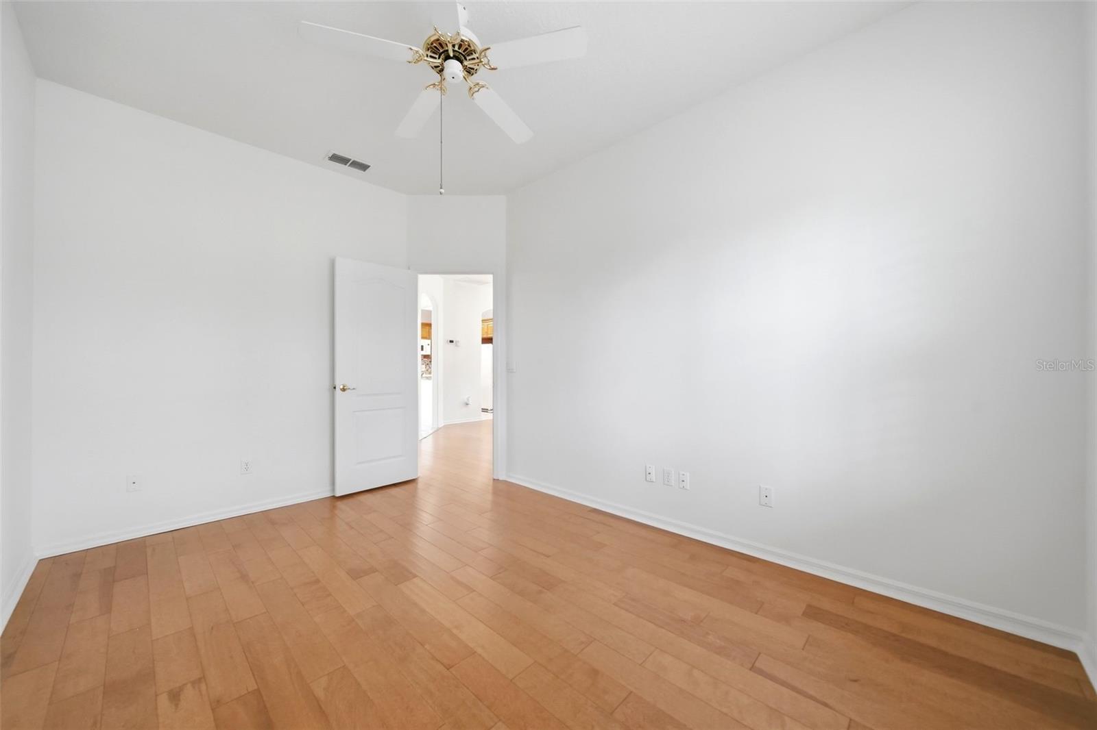 2113 Stonebridge Way Property Photo 21