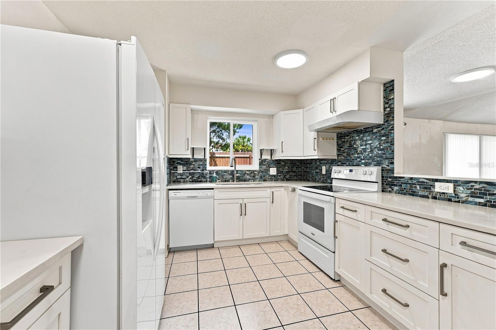 1050 Huntington Ct Property Photo 10