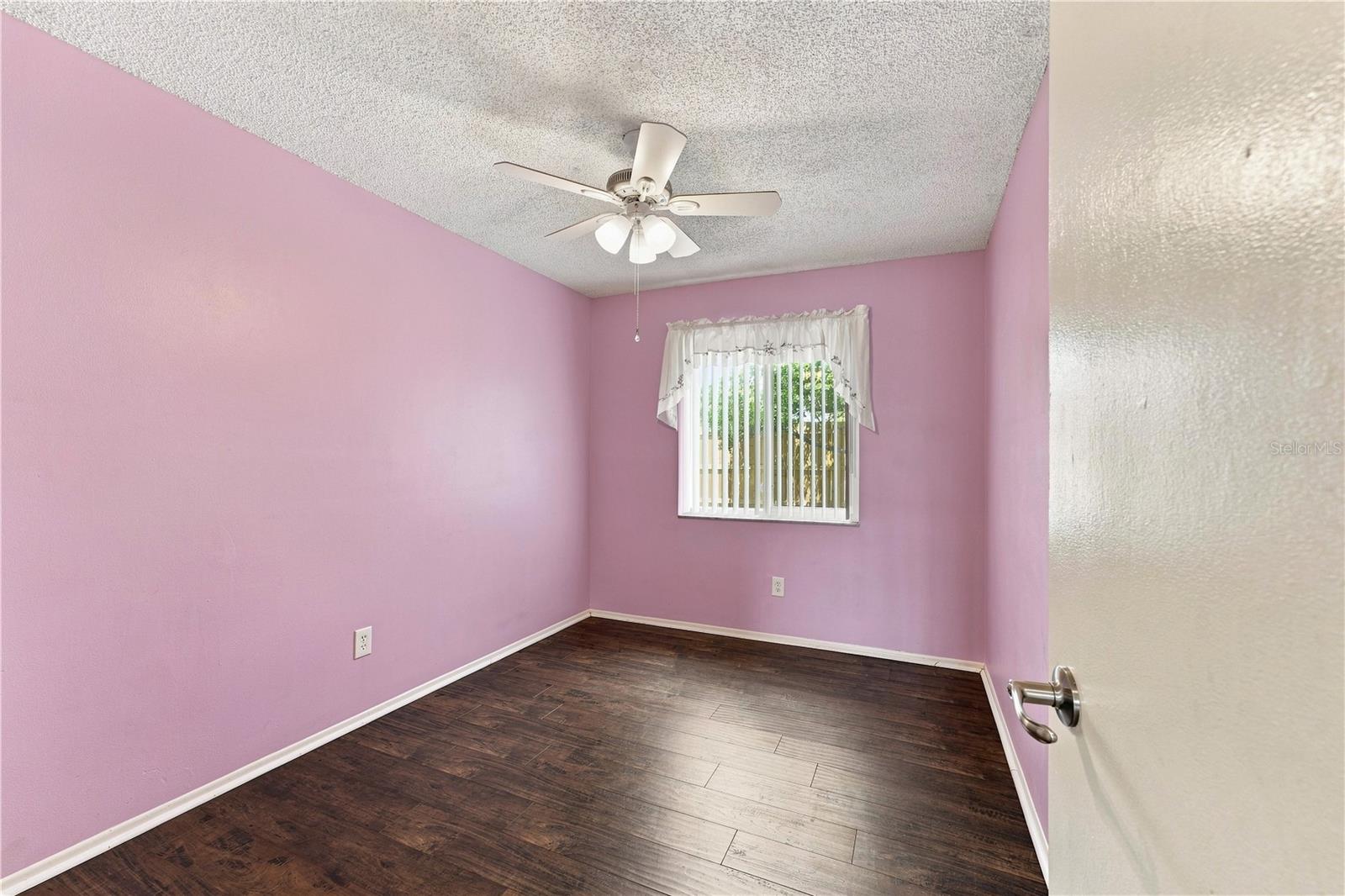 1050 Huntington Ct Property Photo 15