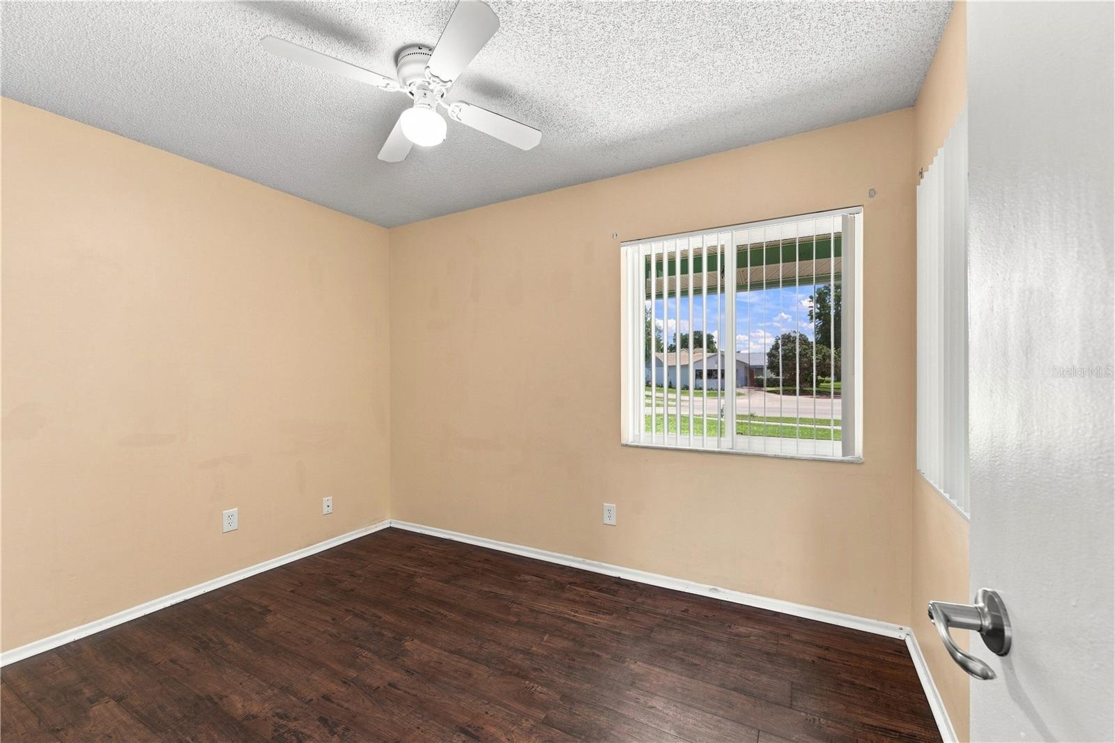 1050 Huntington Ct Property Photo 25