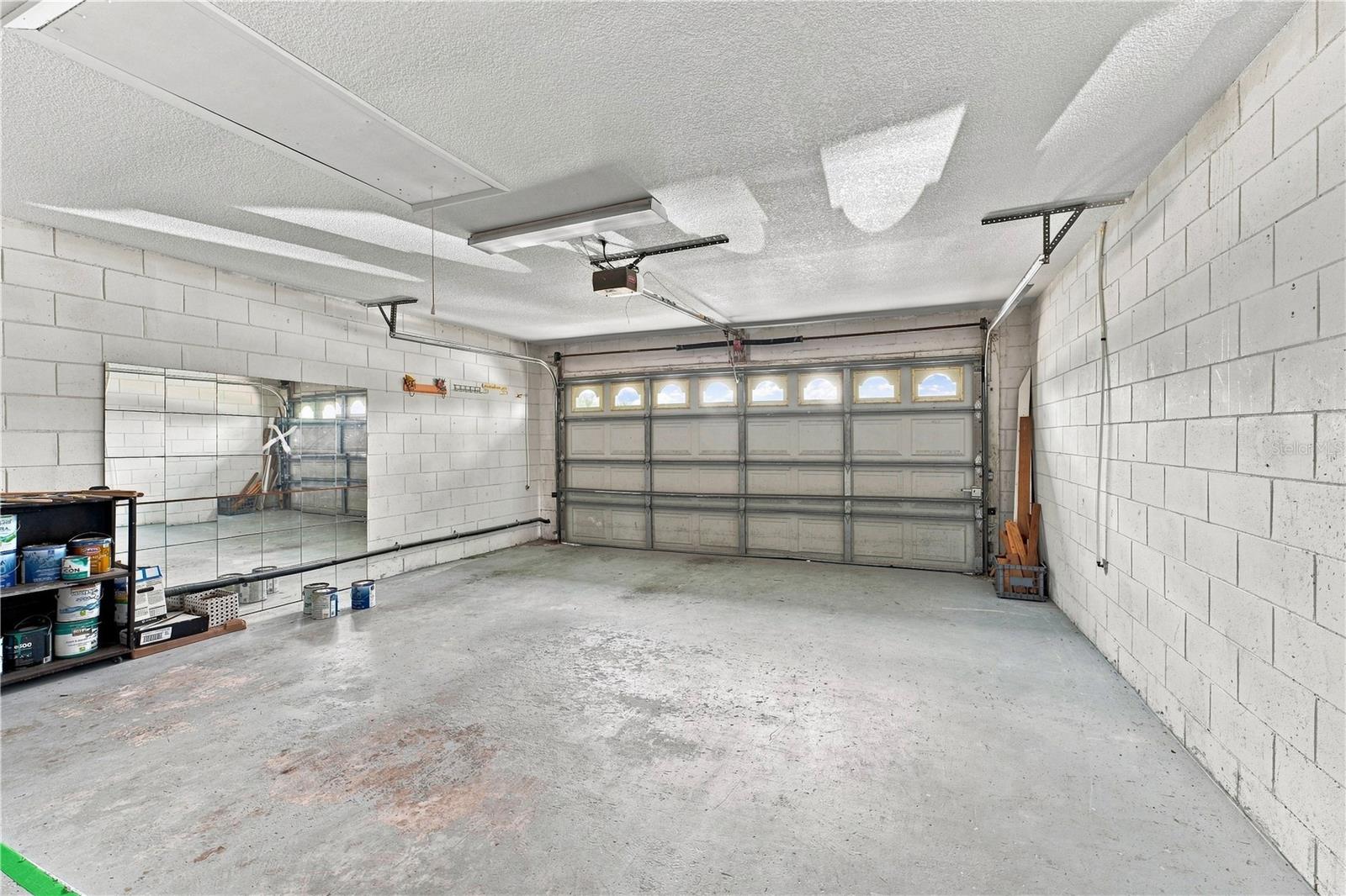 1050 Huntington Ct Property Photo 29