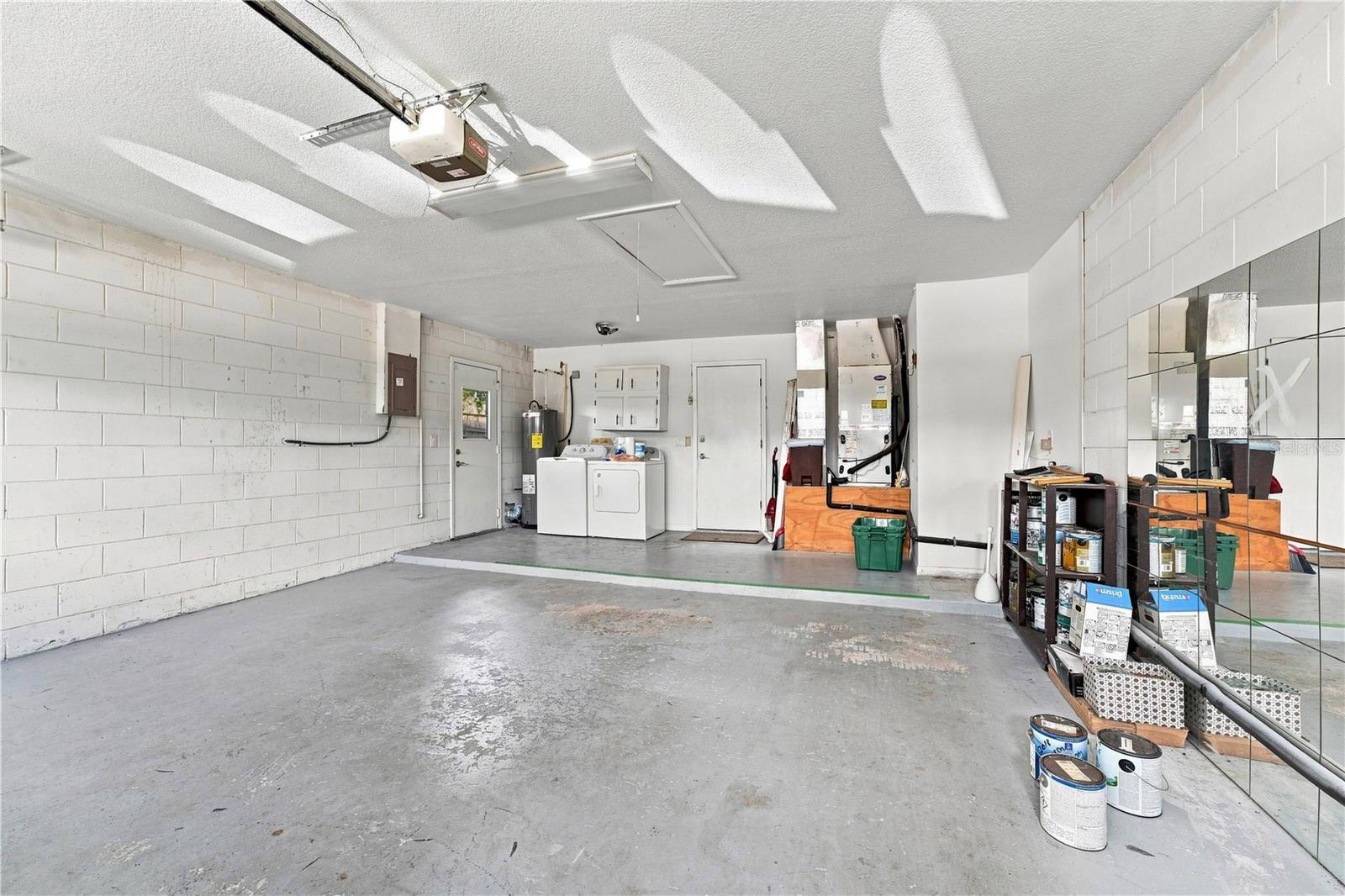 1050 Huntington Ct Property Photo 30